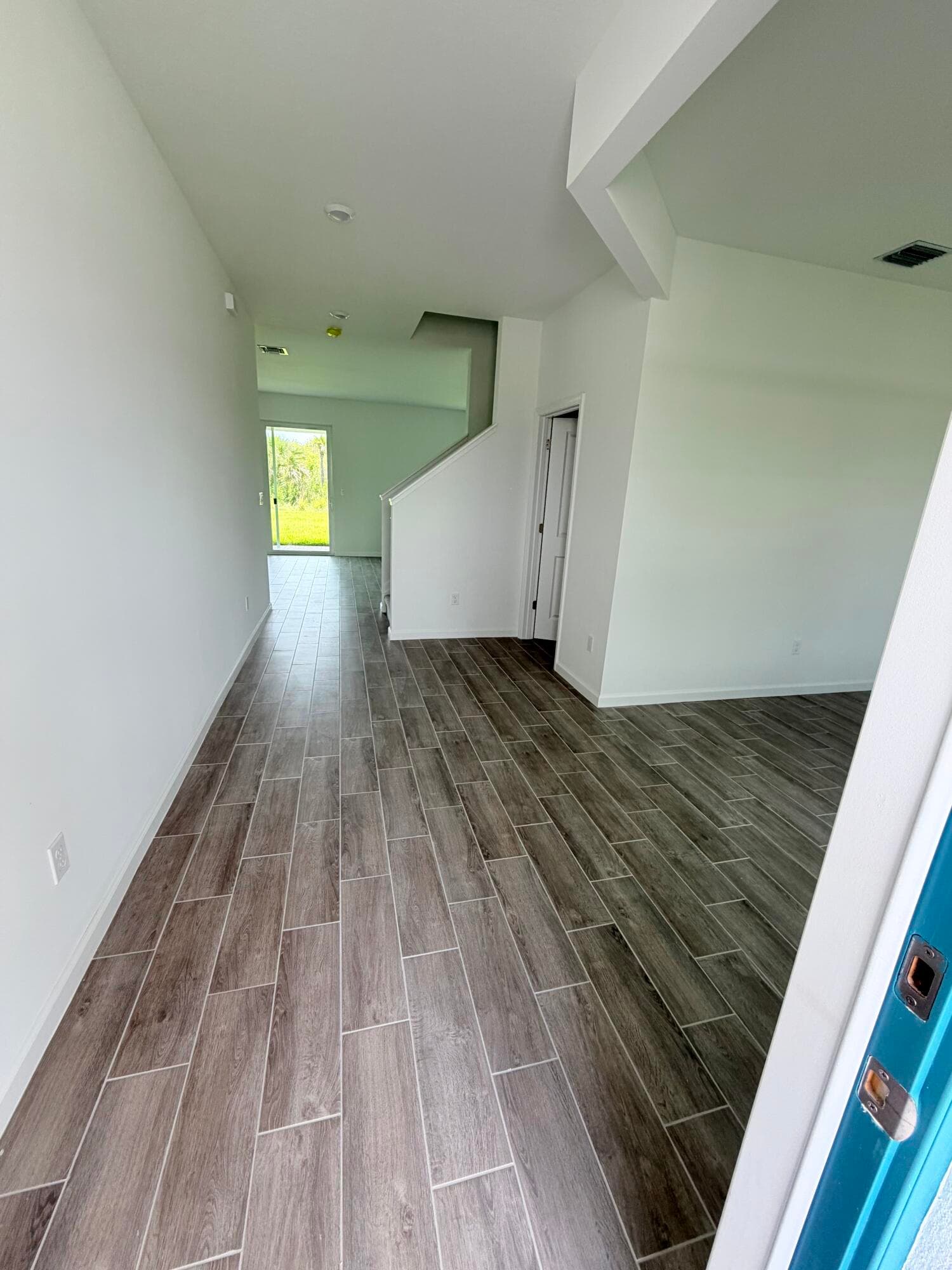 2907 Spanish Cedar Place, Fort Pierce, FL 34946 — photo 4 of 28