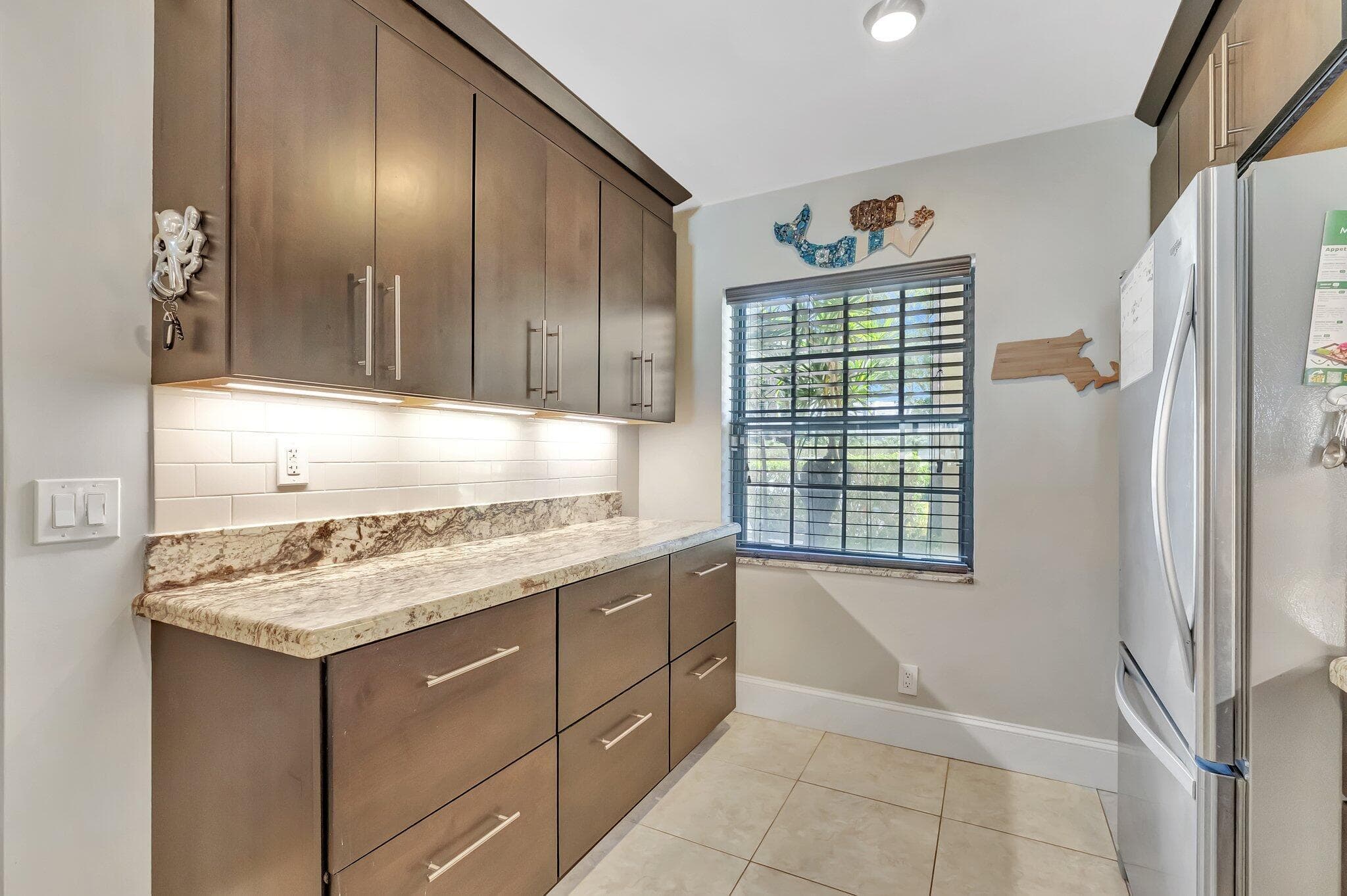 701 Avenue L, Delray Beach, FL 33483 — photo 4 of 26