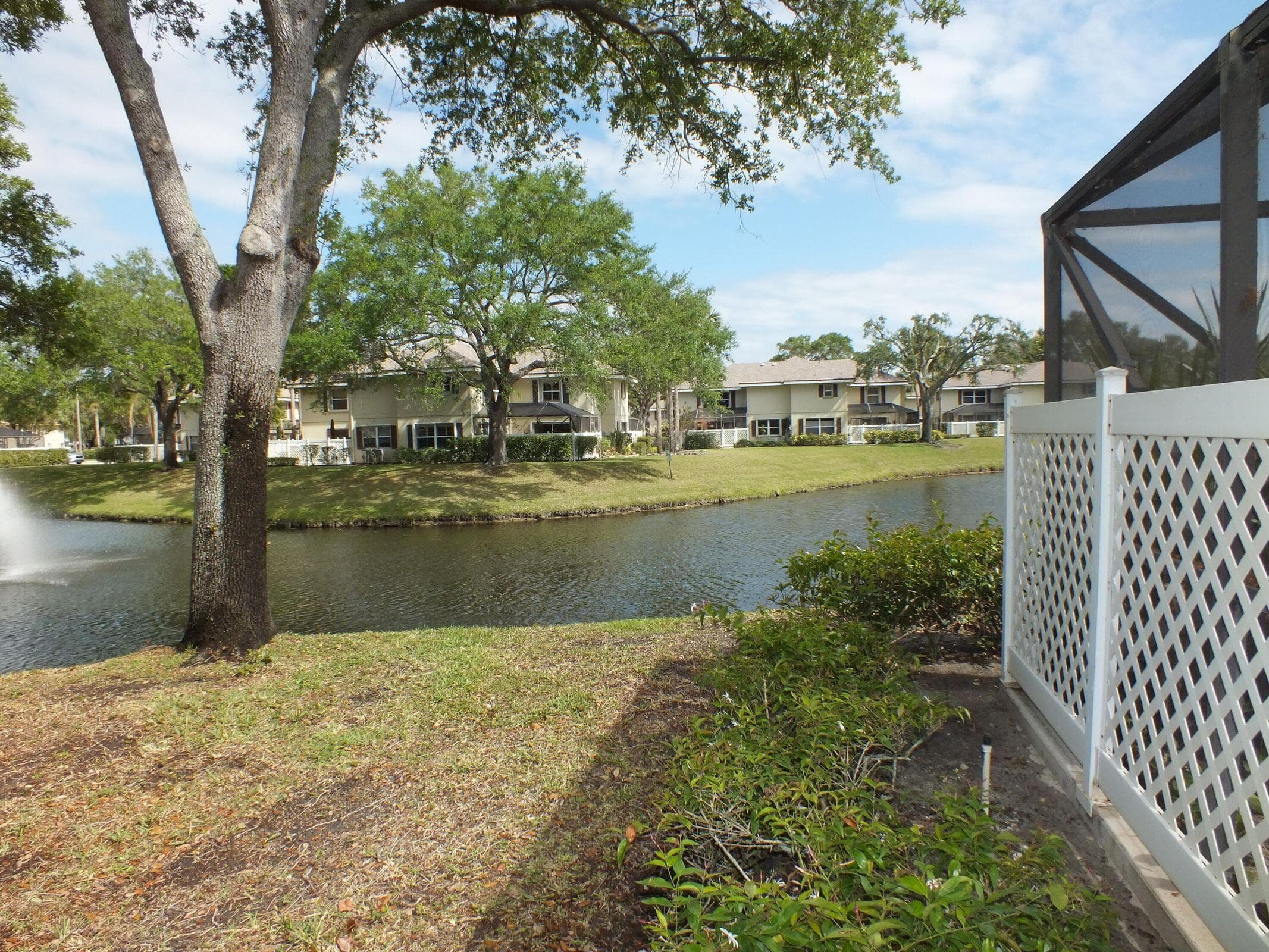 36 Danbury Court B, Royal Palm Beach, FL 33411 — photo 4 of 27