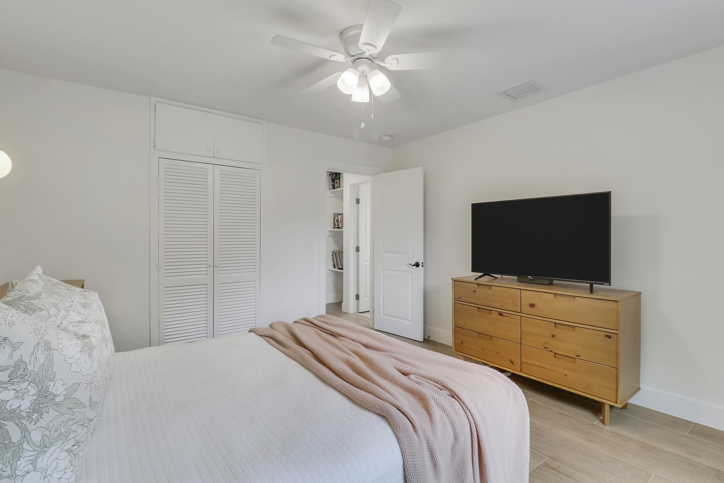 428 S C Street, Lake Worth, FL 33460 — photo 17 of 28