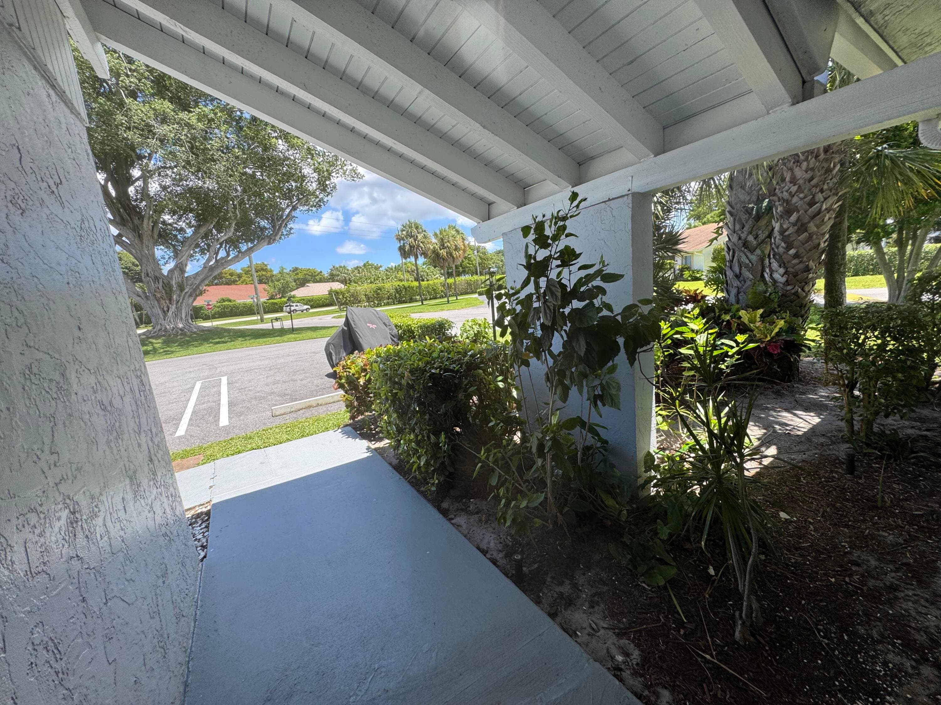 744 Lago Road 1f, Delray Beach, FL 33445 — photo 5 of 25
