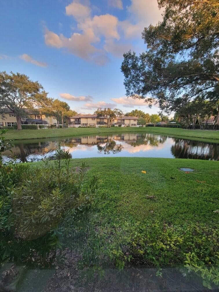 36 Danbury Court B, Royal Palm Beach, FL 33411 — photo 24 of 27