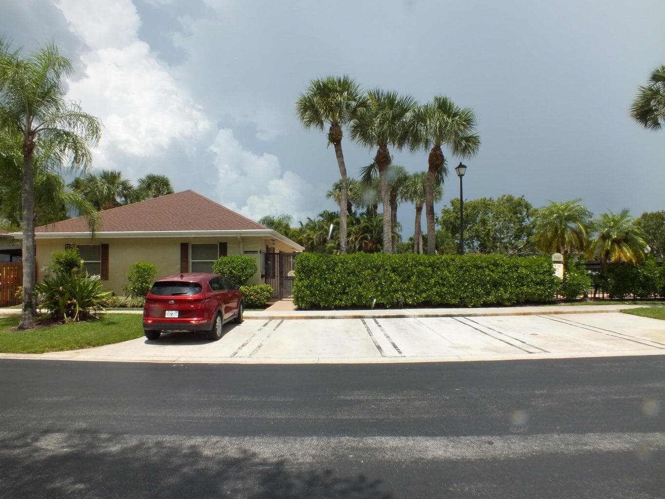 36 Danbury Court B, Royal Palm Beach, FL 33411 — photo 26 of 27