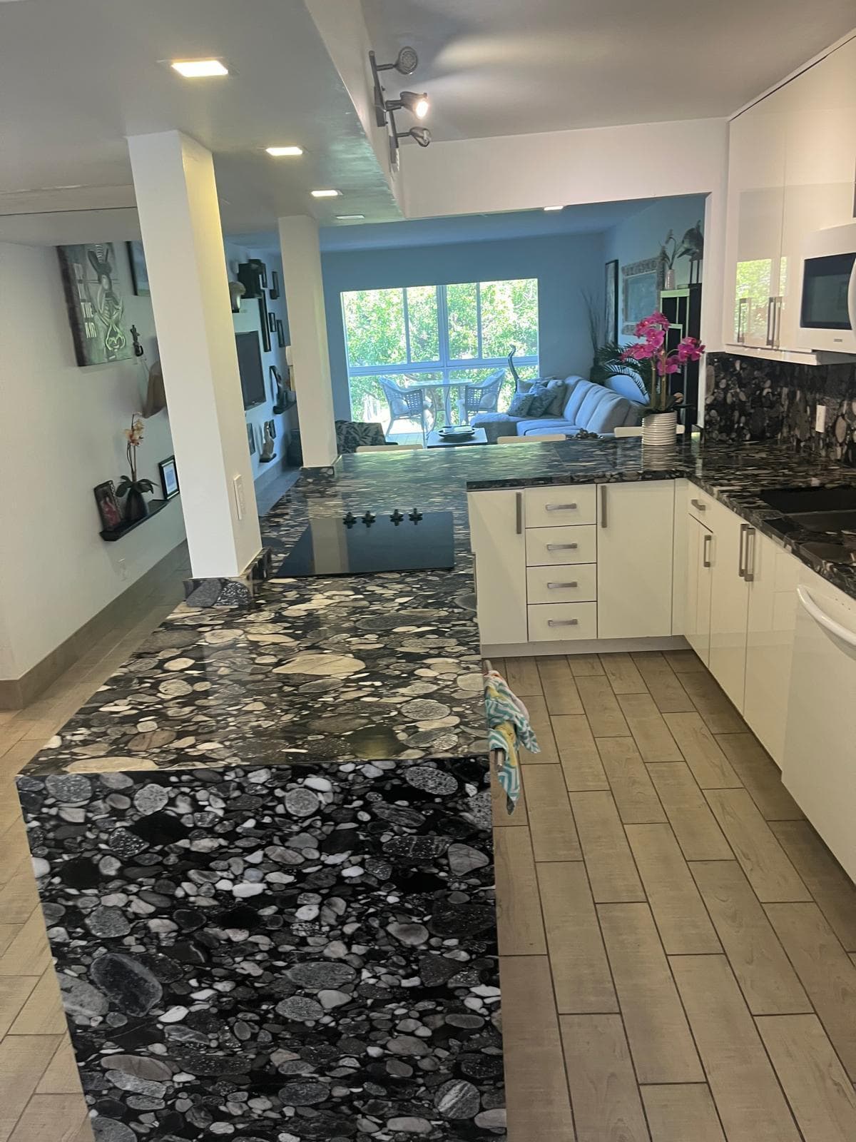 1401 SW 128th Terrace 309h, Pembroke Pines, FL 33027 — photo 1 of 17