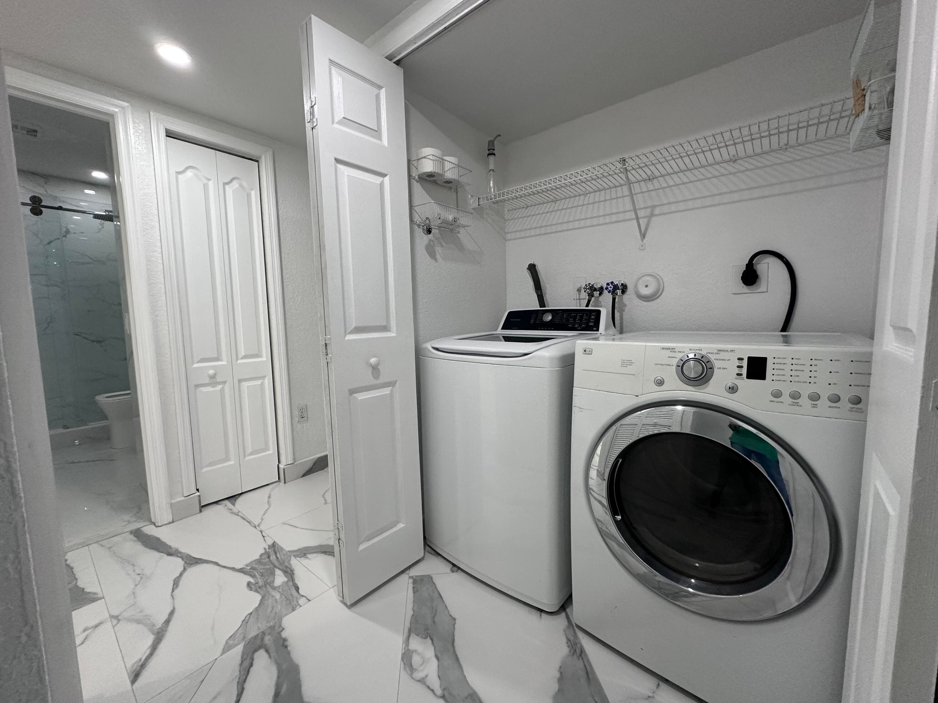 300 E 4th Street 103, Hialeah, FL 33010 — photo 16 of 27