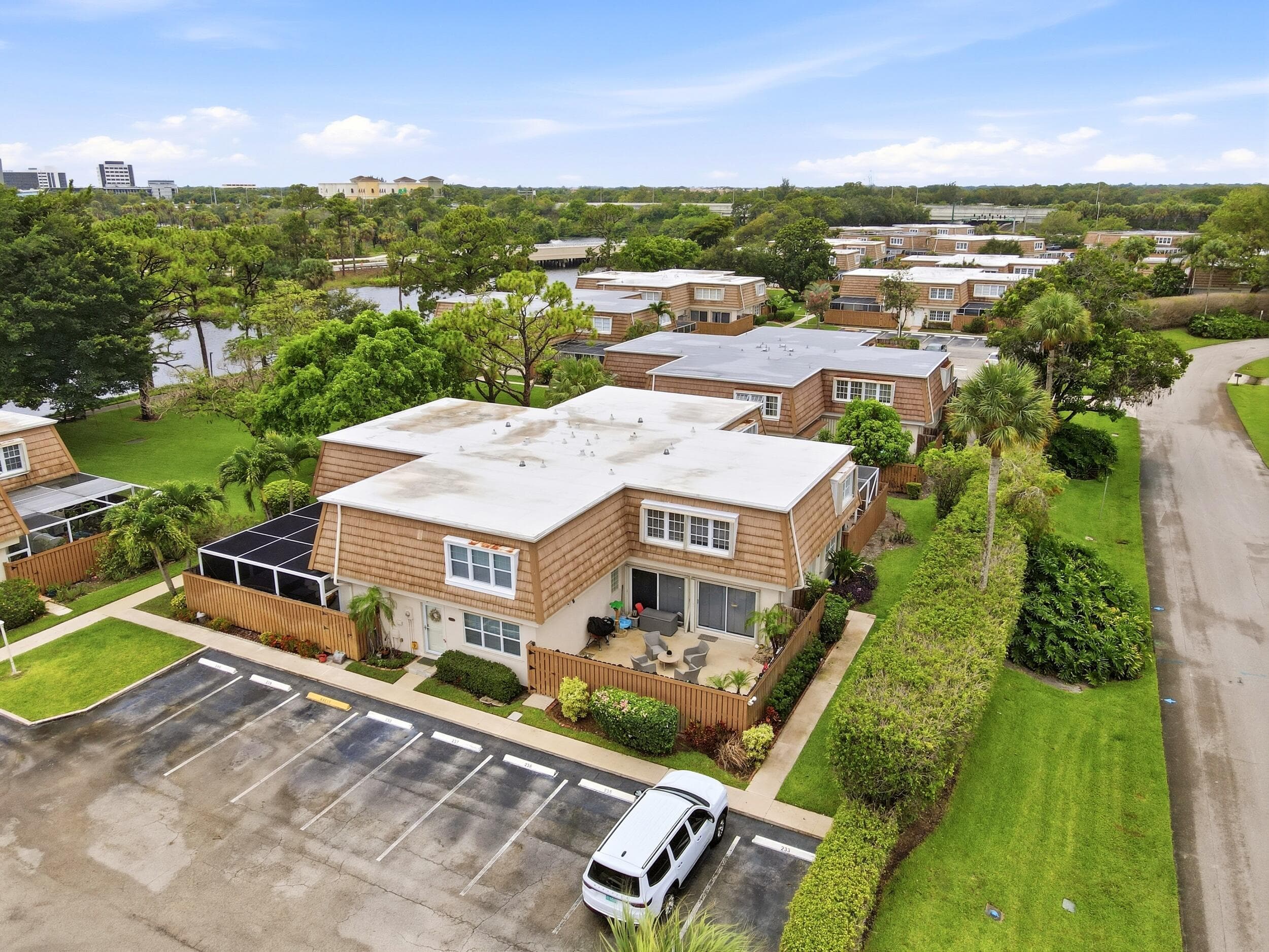 4348 Hazel Avenue D, Palm Beach Gardens, FL 33410 — photo 33 of 34