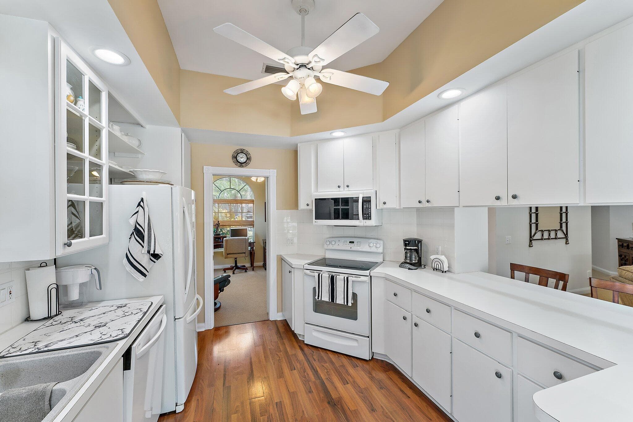 8485 SE Palm Hammock Lane, Hobe Sound, FL 33455 — photo 12 of 74