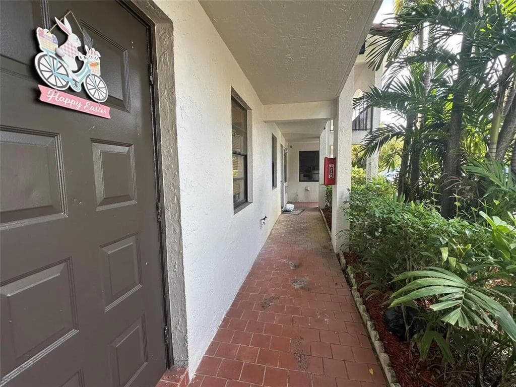 11676 NW 45th Street, Coral Springs, FL 33065 — photo 32 of 36