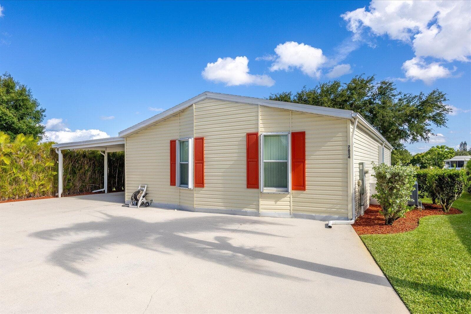 7654 Red Crossbill Court, Port St. Lucie, FL 34952 — photo 3 of 50