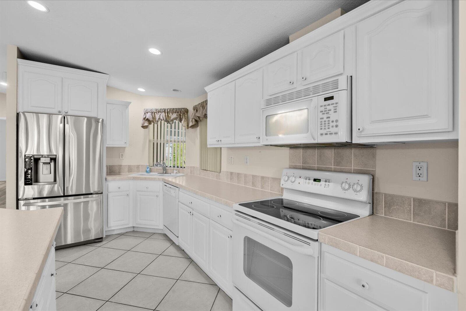 7654 Red Crossbill Court, Port St. Lucie, FL 34952 — photo 11 of 50