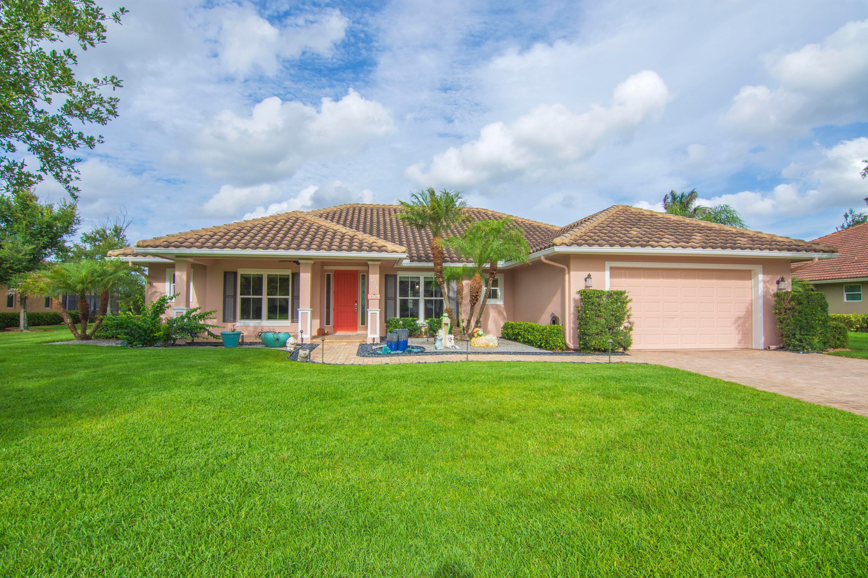 470 Pittman Avenue, Vero Beach, FL 32968 — photo 3 of 47