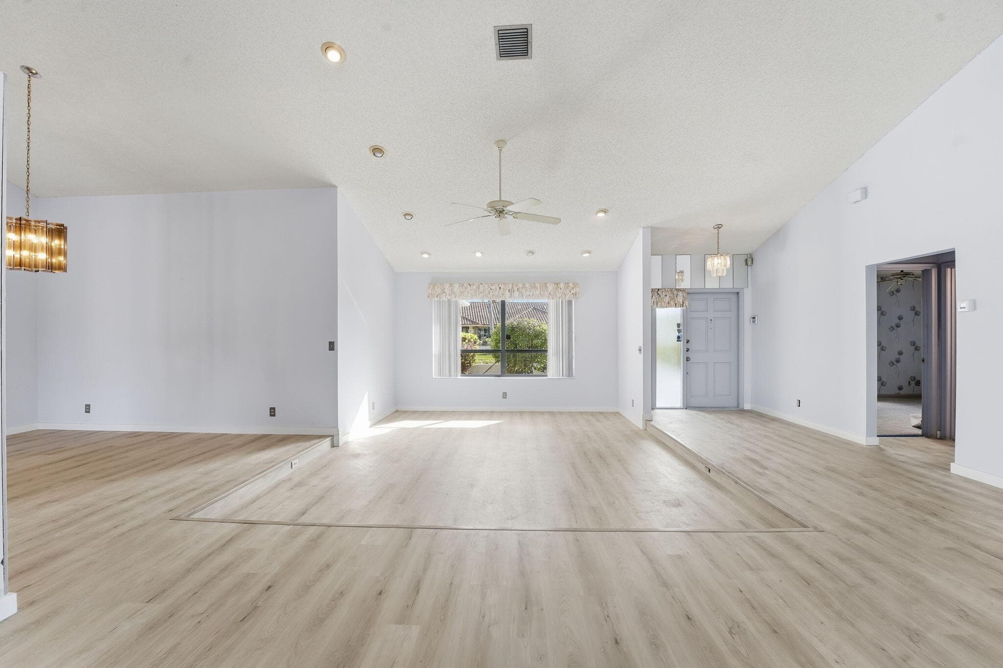 9476 El Clair Ranch Road, Boynton Beach, FL 33437 — photo 10 of 34