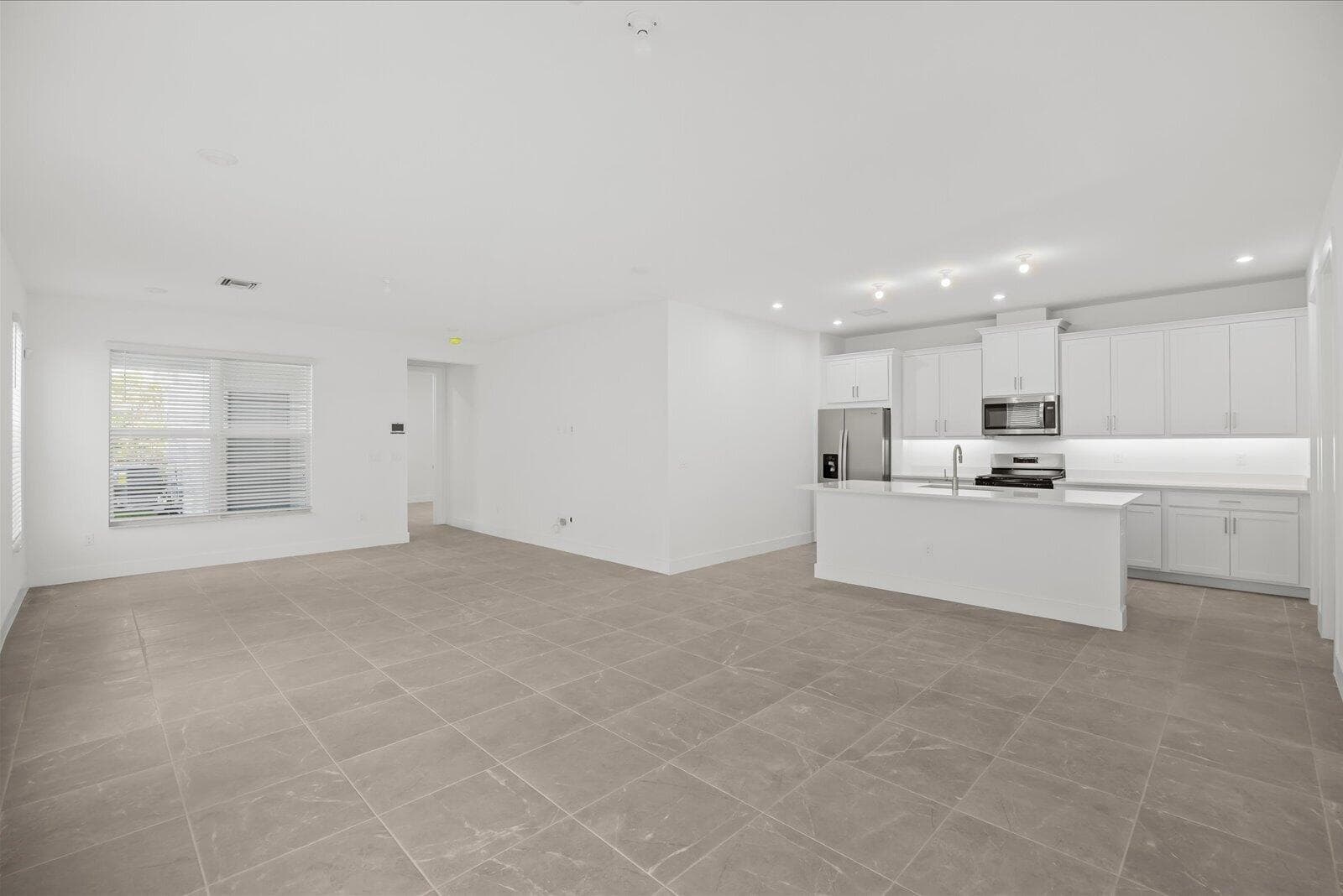 890 SW Newfield Avenue, Palm City, FL 34990 — photo 10 of 61