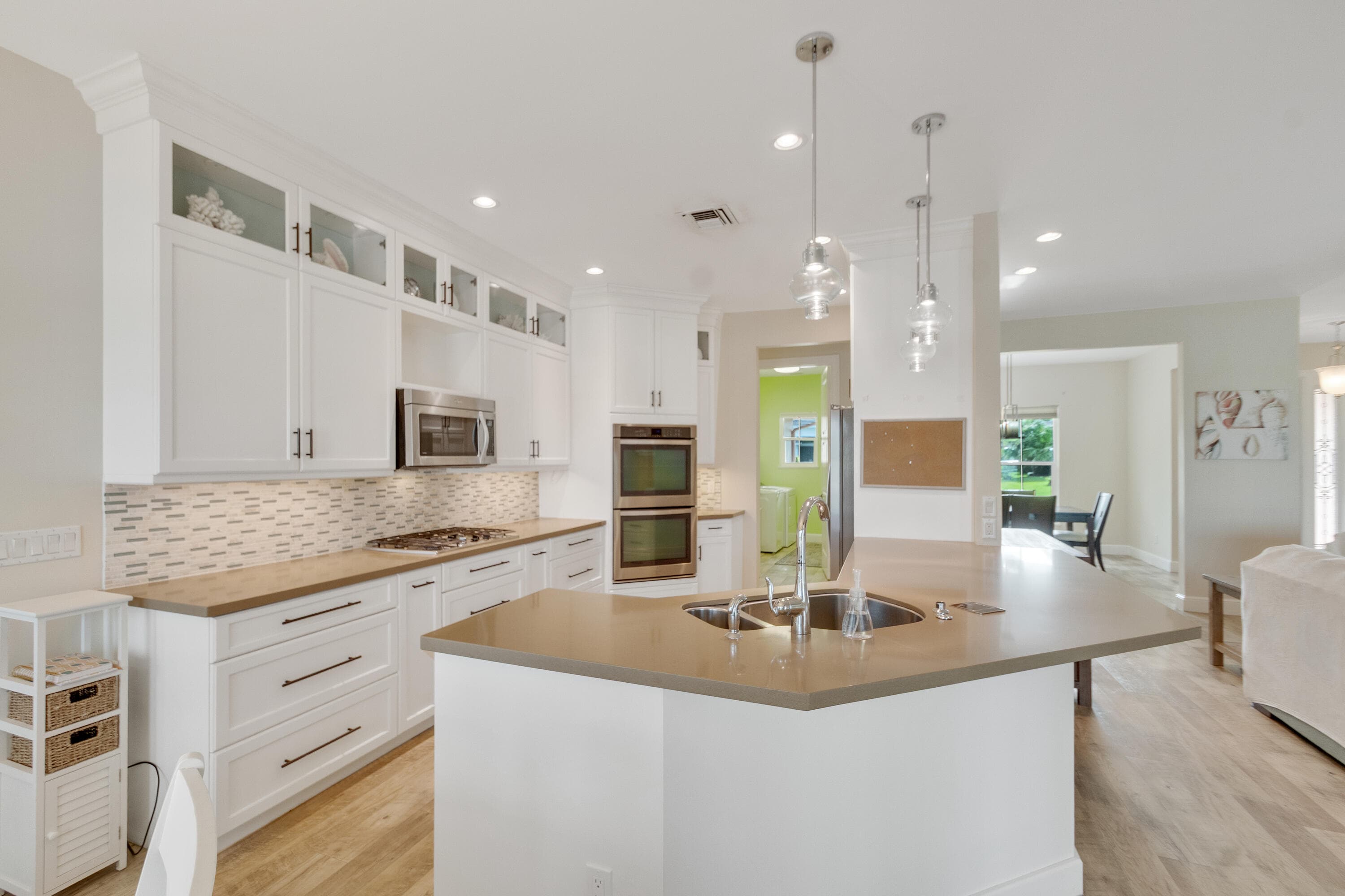 470 Pittman Avenue, Vero Beach, FL 32968 — photo 20 of 47