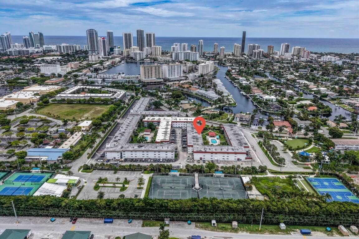 580 Egret Drive 121, Hallandale Beach, FL 33009 — photo 35 of 42