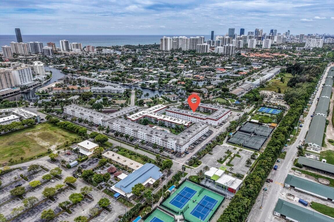 580 Egret Drive 121, Hallandale Beach, FL 33009 — photo 38 of 42