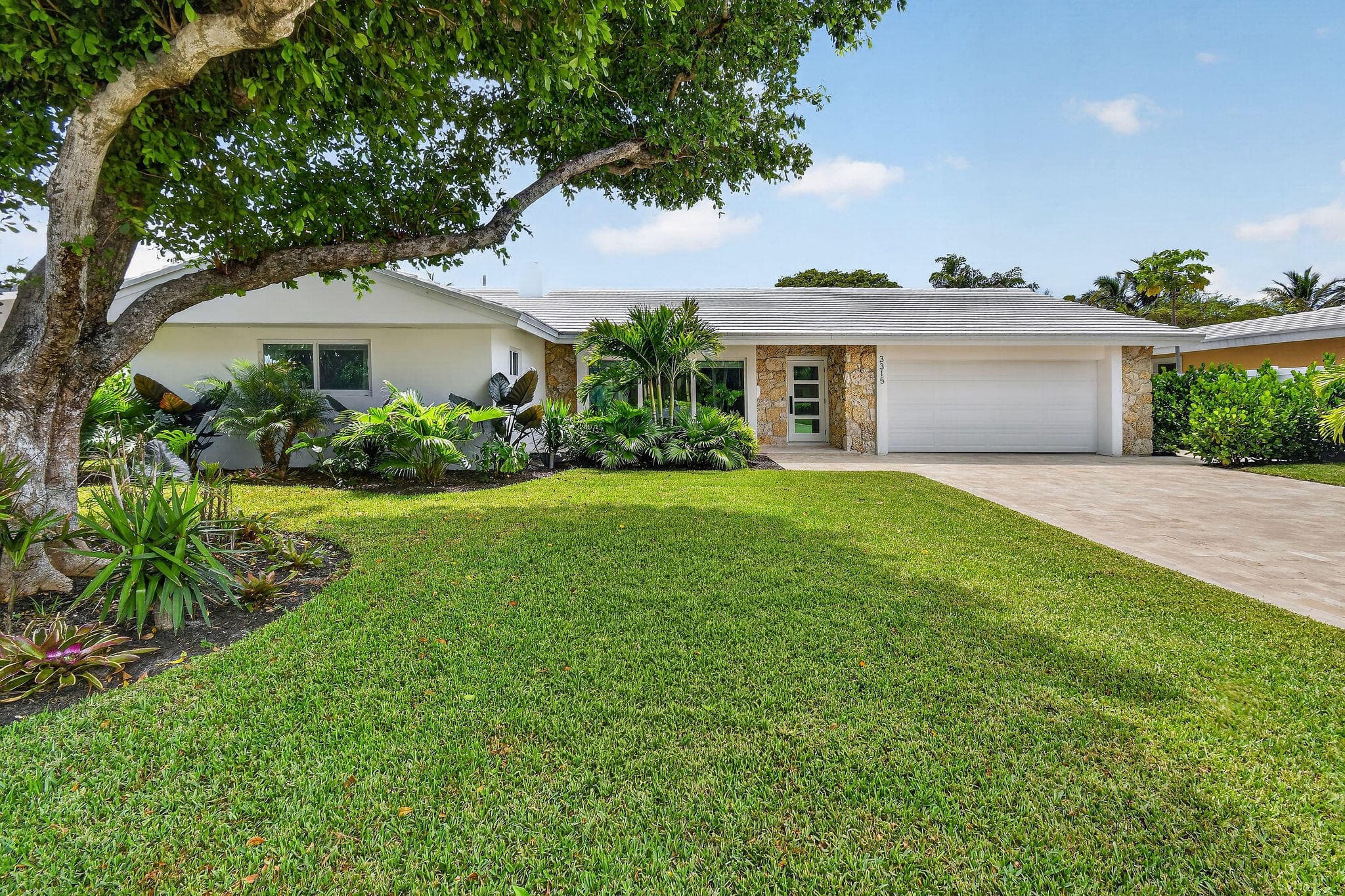 3315 NE 31st Avenue, Lighthouse Point, FL 33064 — photo 2 of 72