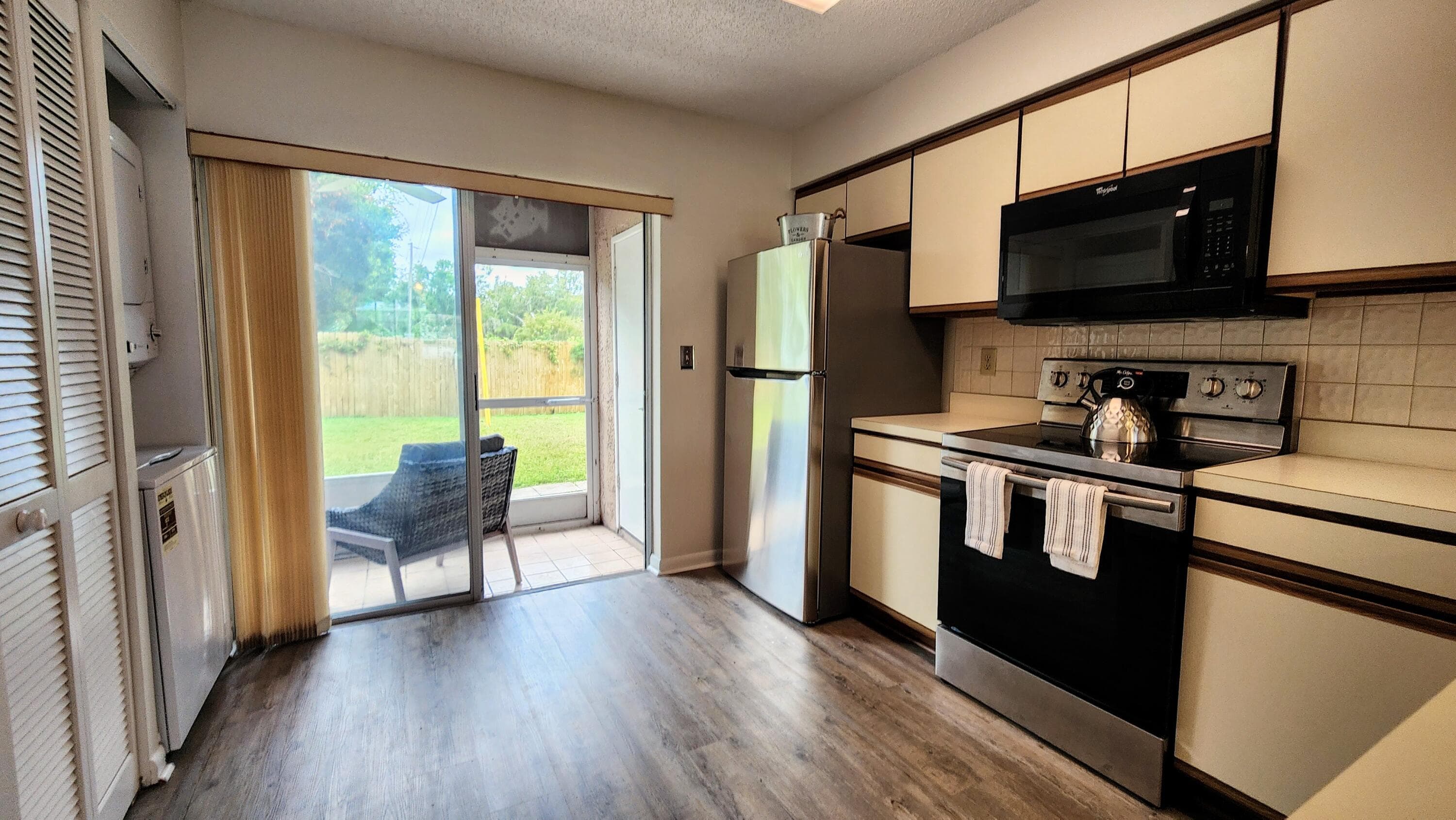 6440 Spring Flower Drive 14, New Port Richey, FL 34653 — photo 8 of 20