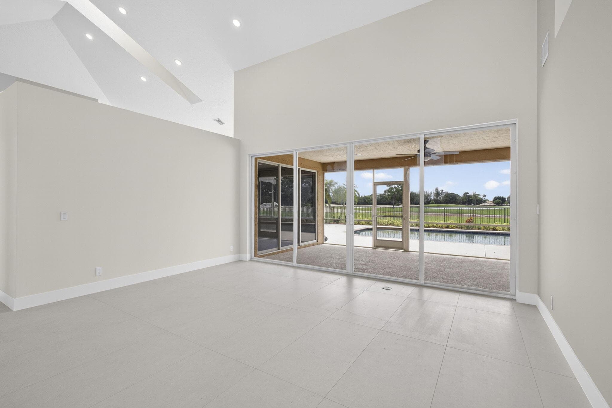 8030 Woodsmuir Drive, Palm Beach Gardens, FL 33412 — photo 11 of 77