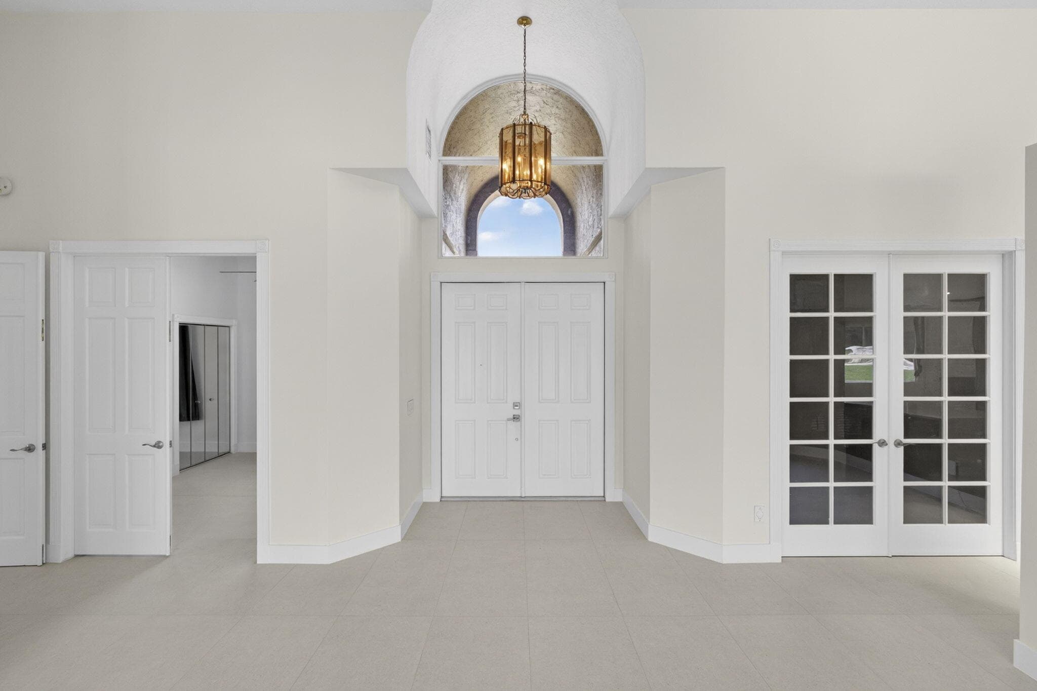8030 Woodsmuir Drive, Palm Beach Gardens, FL 33412 — photo 10 of 77