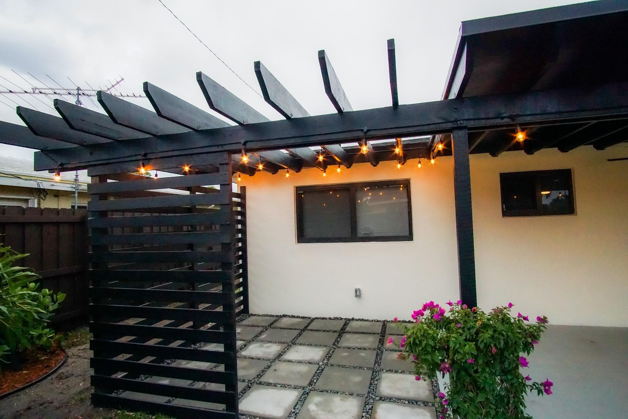 4680 NE 5th Avenue, Oakland Park, FL 33334 — photo 15 of 26