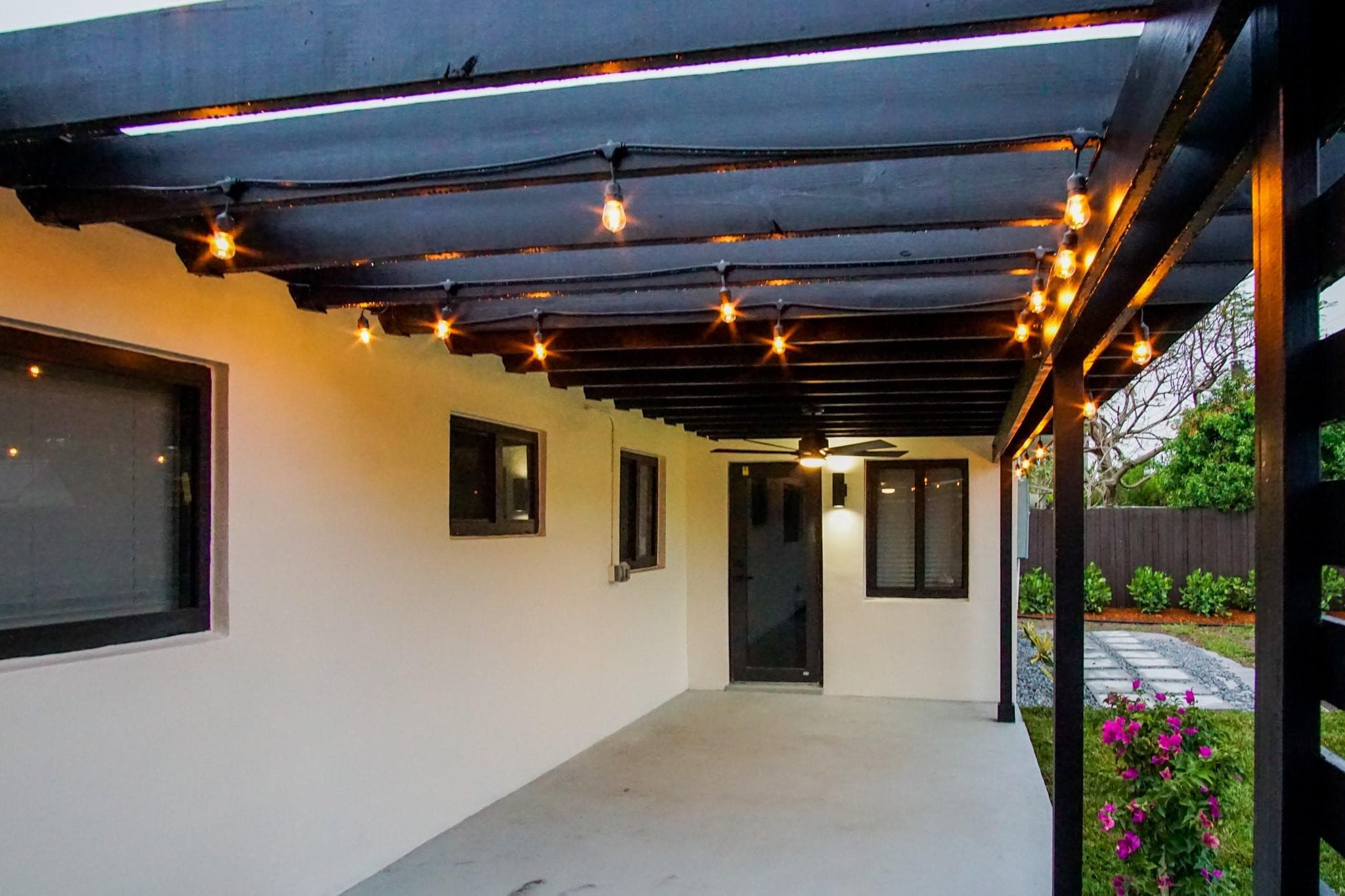 4680 NE 5th Avenue, Oakland Park, FL 33334 — photo 16 of 26