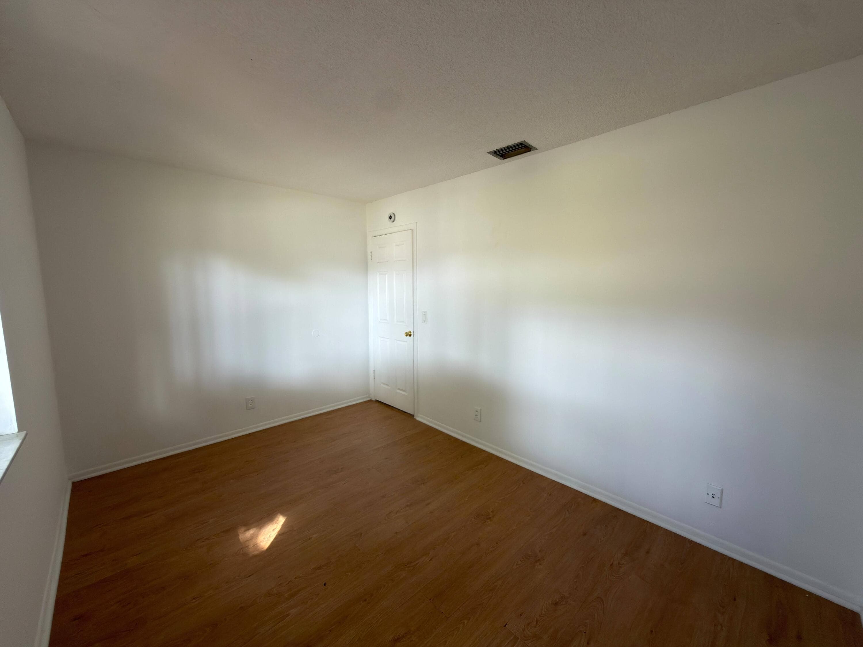5702 NW 22nd Court 28-b, Lauderhill, FL 33313 — photo 25 of 36