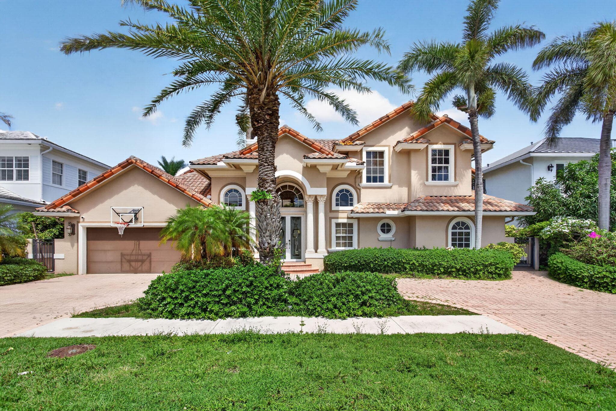 4901 NE 29th Avenue, Lighthouse Point, FL 33064 — photo 1 of 53