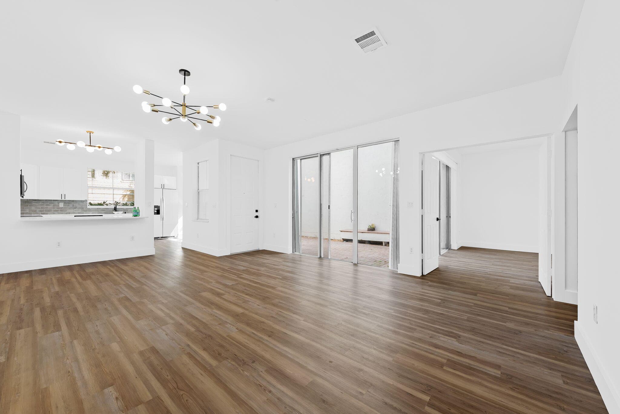 1551 Seagrape Way, Hollywood, FL 33019 — photo 8 of 32