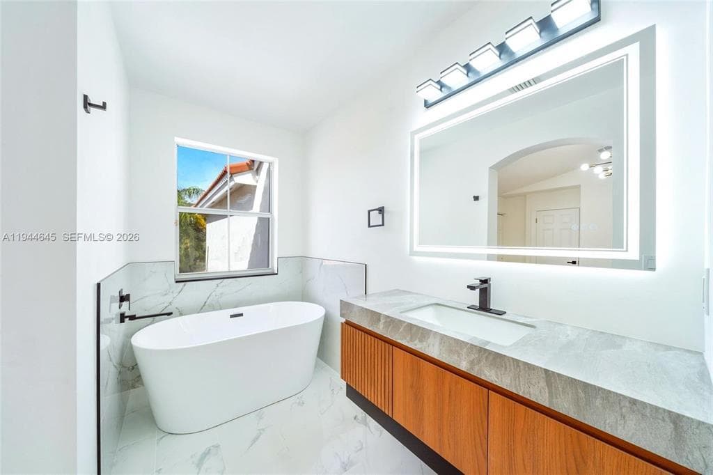 1551 Seagrape Way, Hollywood, FL 33019 — photo 17 of 32