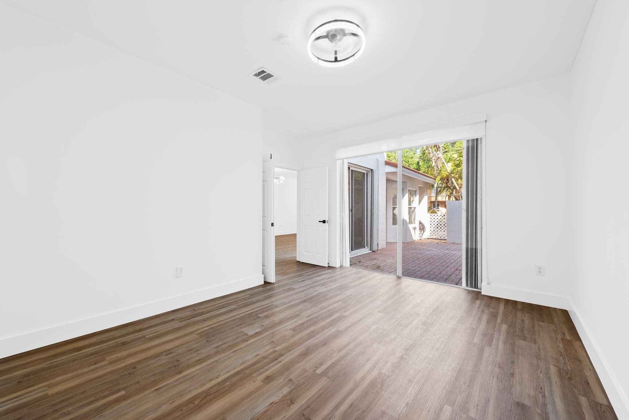 1551 Seagrape Way, Hollywood, FL 33019 — photo 29 of 32
