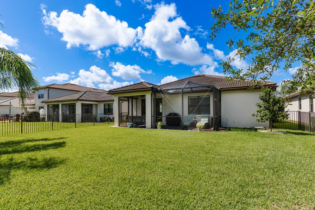 827 SE Villandry Way, Port St. Lucie, FL 34984 — photo 31 of 57