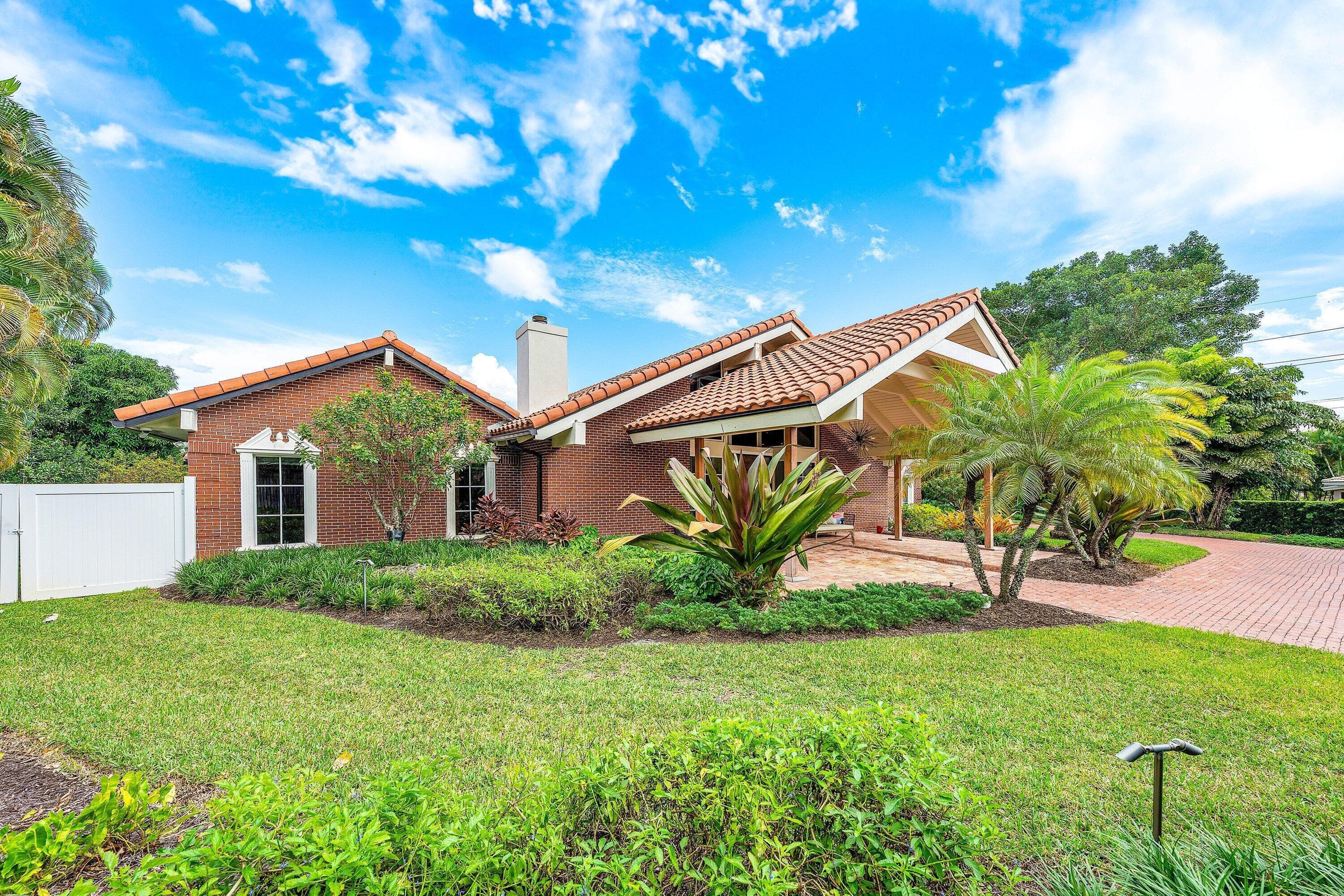 6641 Giralda Circle, Boca Raton, FL 33433 — photo 10 of 116