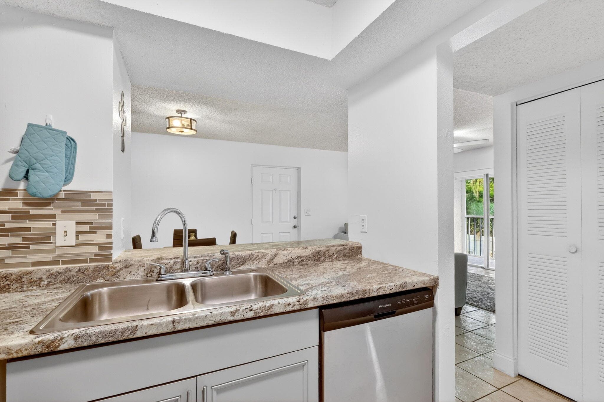 1548 SE Royal Green Circle 206, Port St. Lucie, FL 34952 — photo 15 of 36