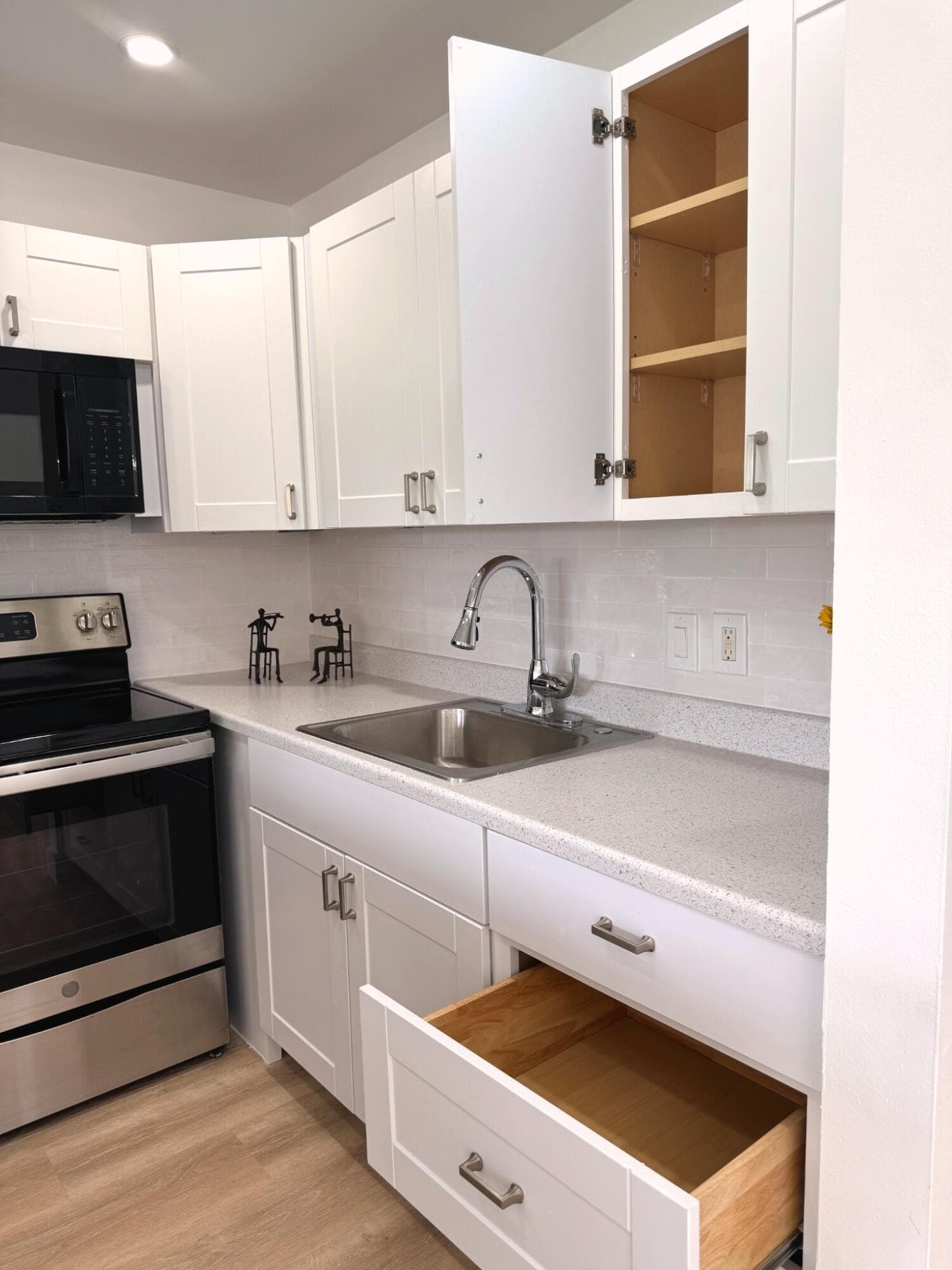 150 Windsor G, West Palm Beach, FL 33417 — photo 6 of 8