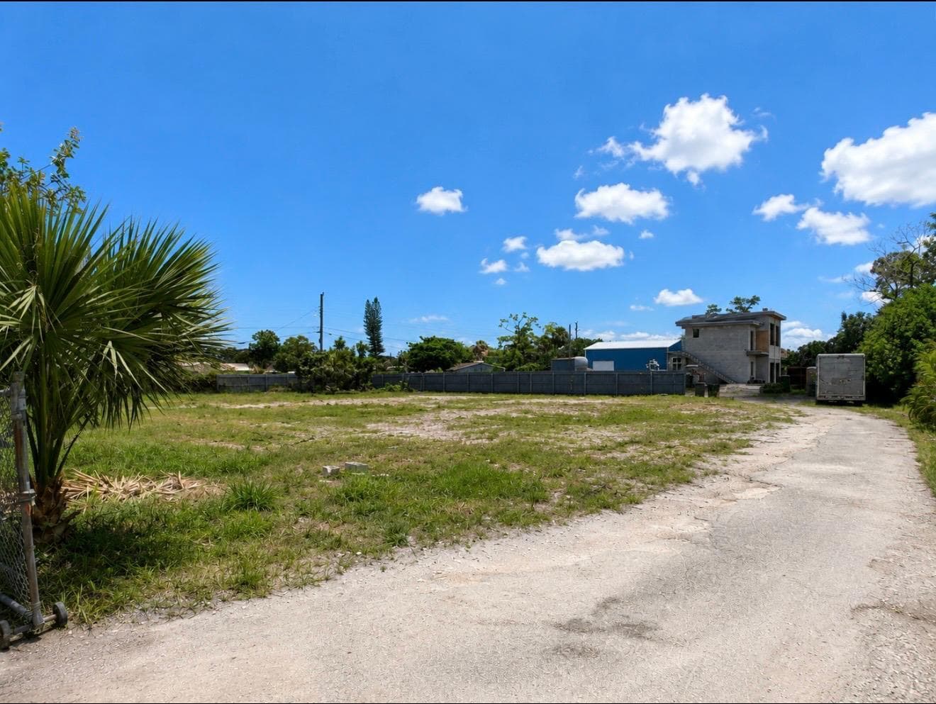 468 N 53rd Dr Drive N, Royal Palm Estates, FL 33415 — photo 10 of 38