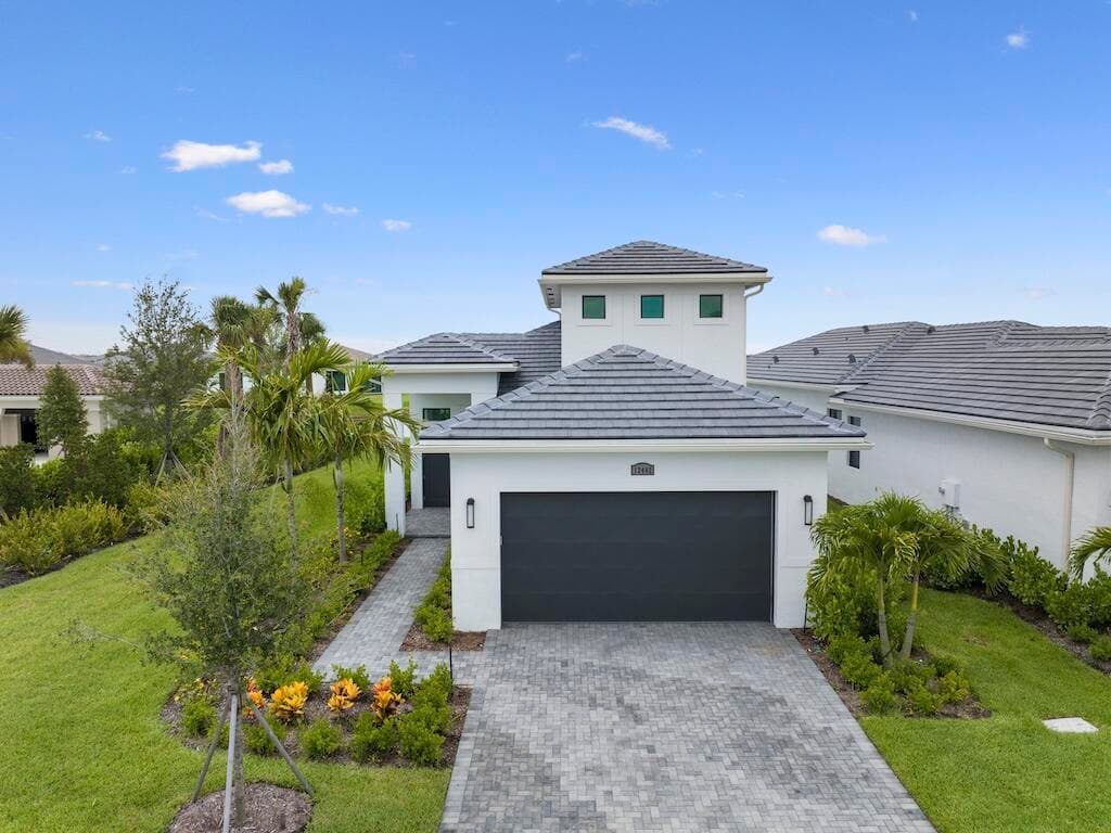 12442 SW Lunata Way, Port St. Lucie, FL 34987 — photo 40 of 44