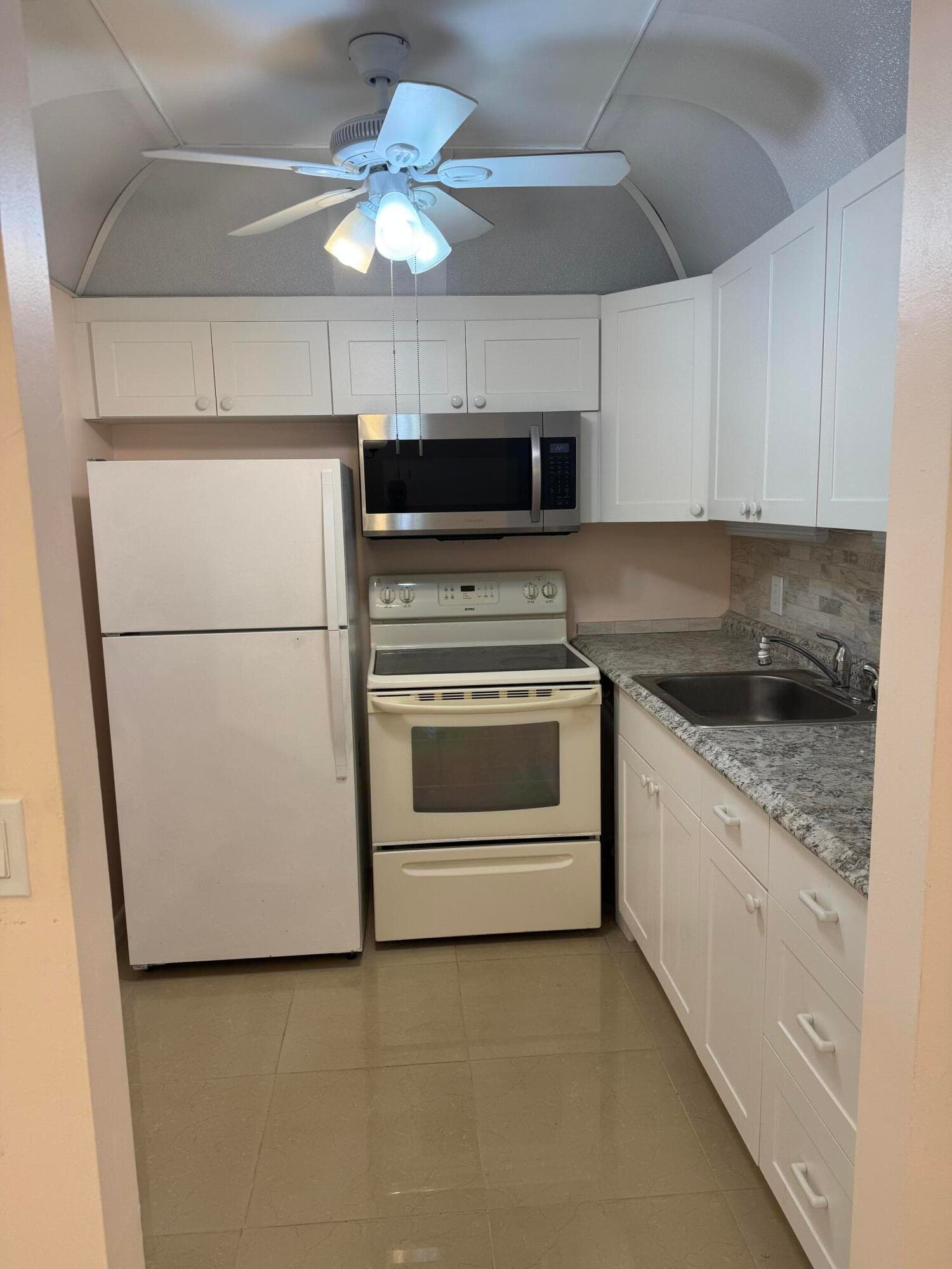 463 Tilford V 463, Deerfield Beach, FL 33442 — photo 9 of 28