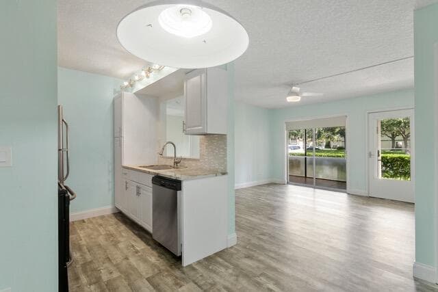 6479 Chasewood Drive B, Jupiter, FL 33458 — photo 5 of 16