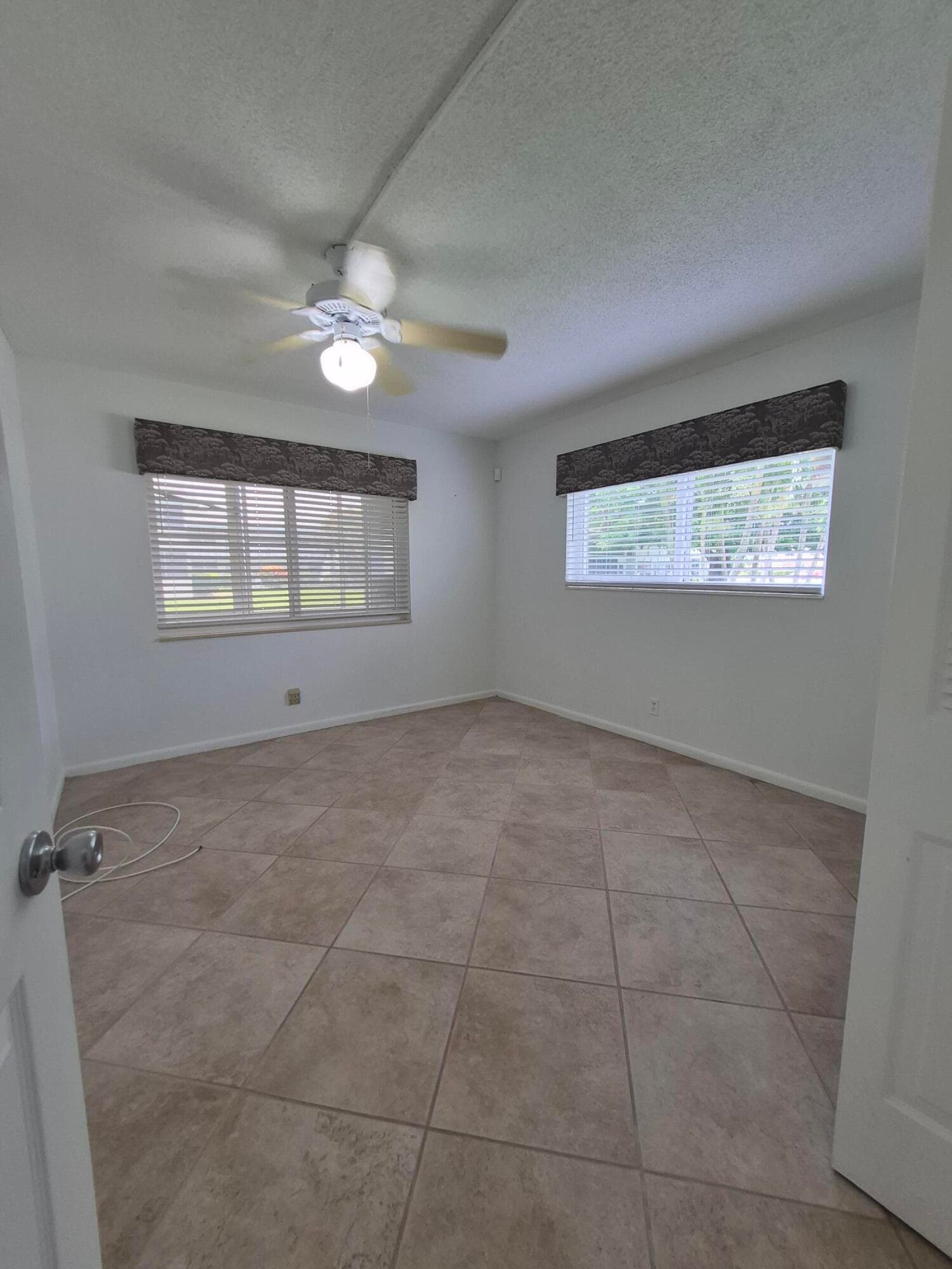 144 Dorchester G, West Palm Beach, FL 33417 — photo 8 of 11