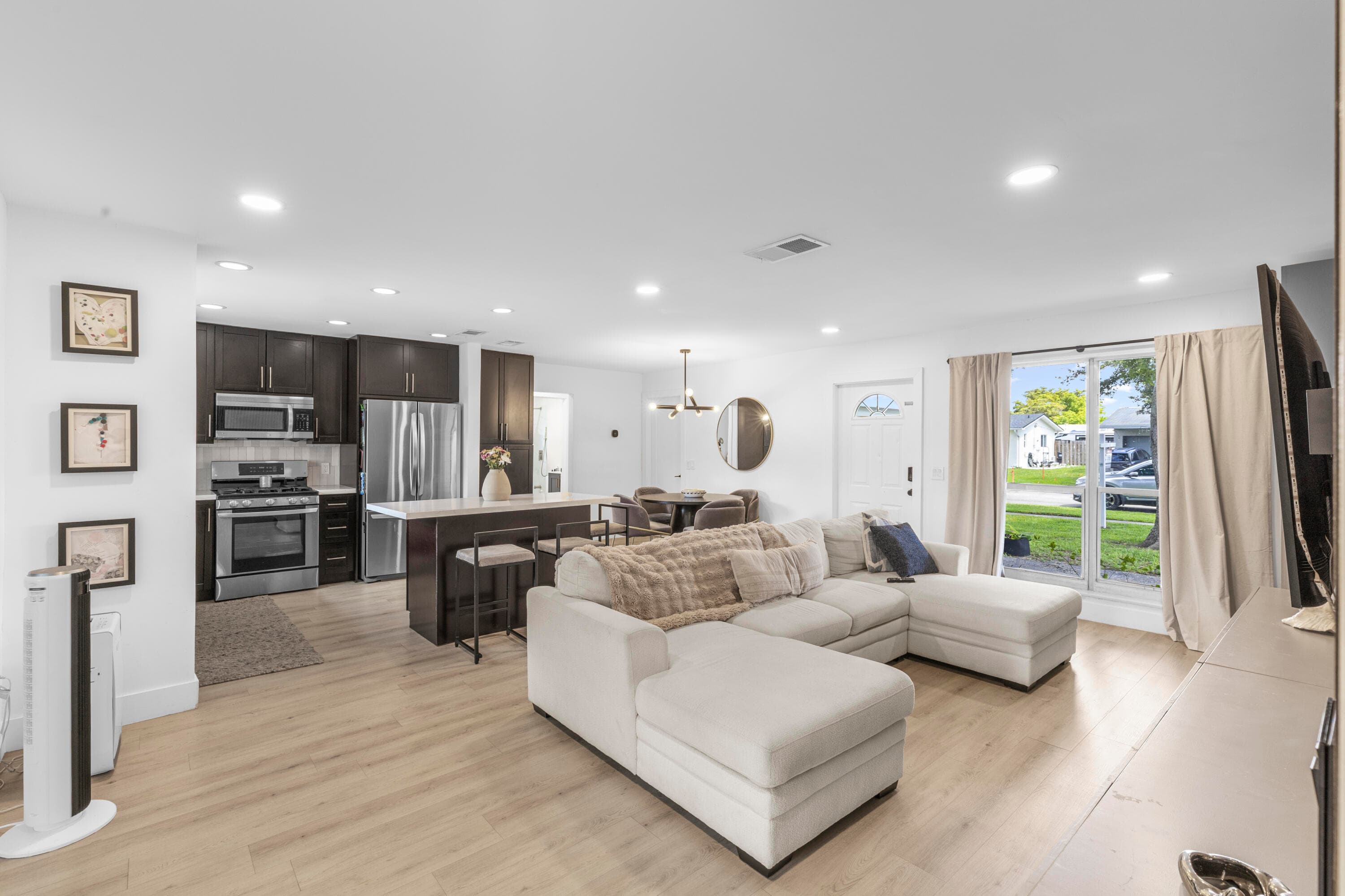 12350 NW 29th Street, Sunrise, FL 33323 — photo 6 of 33