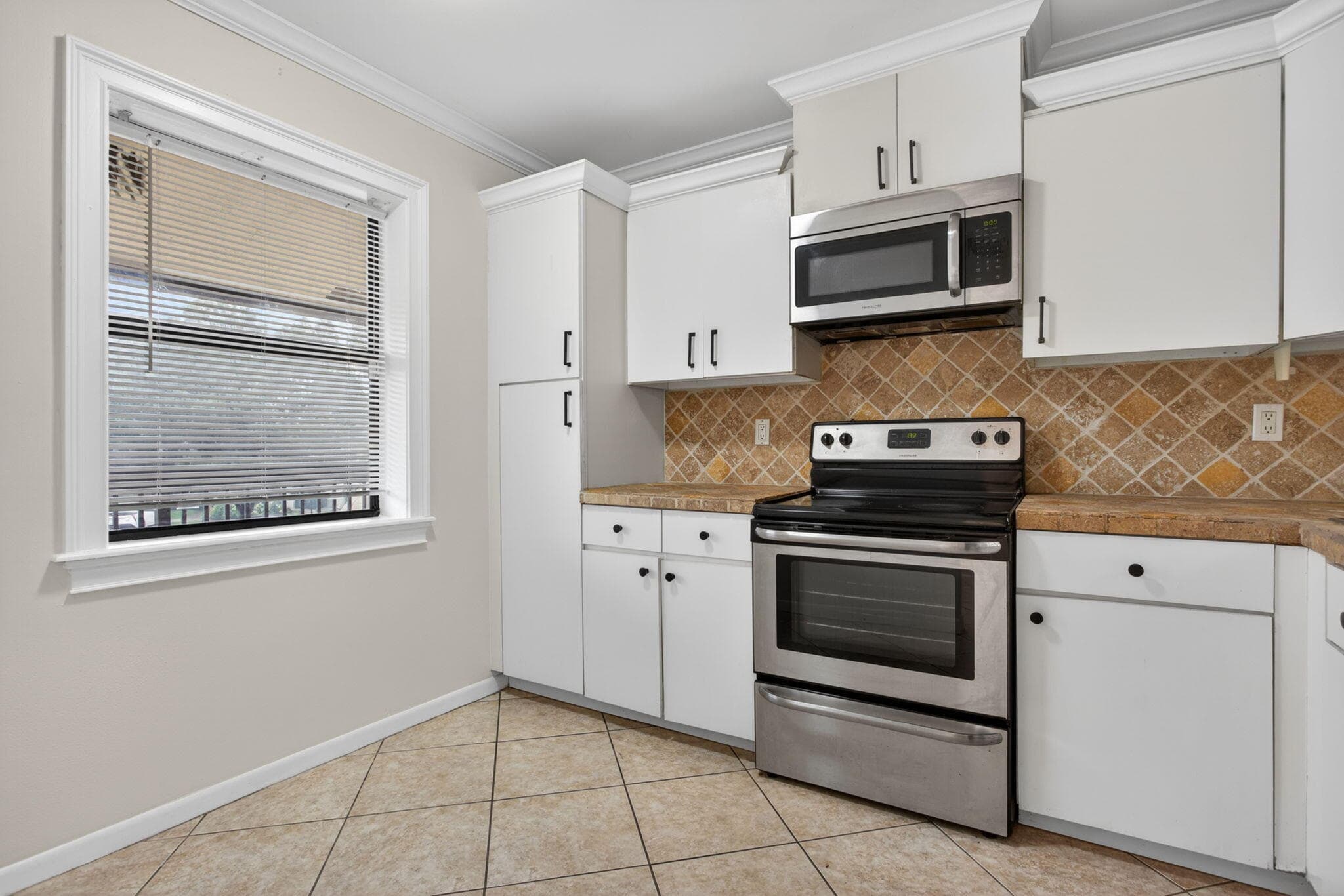 4251 Carambola Circle S, Coconut Creek, FL 33066 — photo 5 of 31