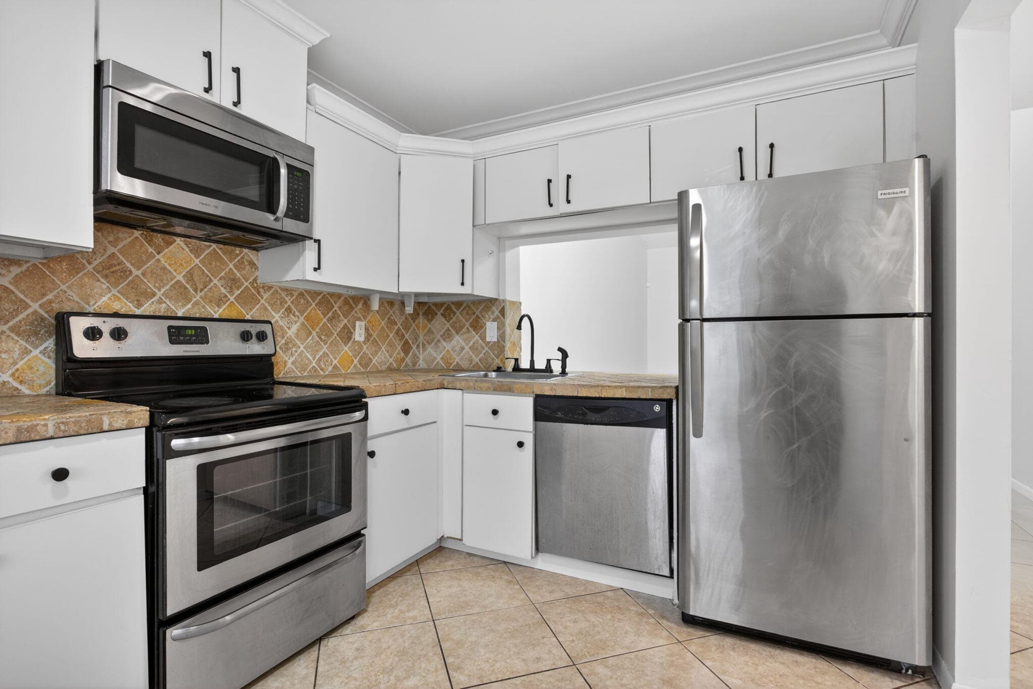 4251 Carambola Circle S, Coconut Creek, FL 33066 — photo 6 of 31