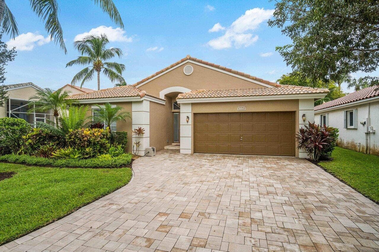660 NW 45th Avenue, Deerfield Beach, FL 33442 — photo 2 of 55