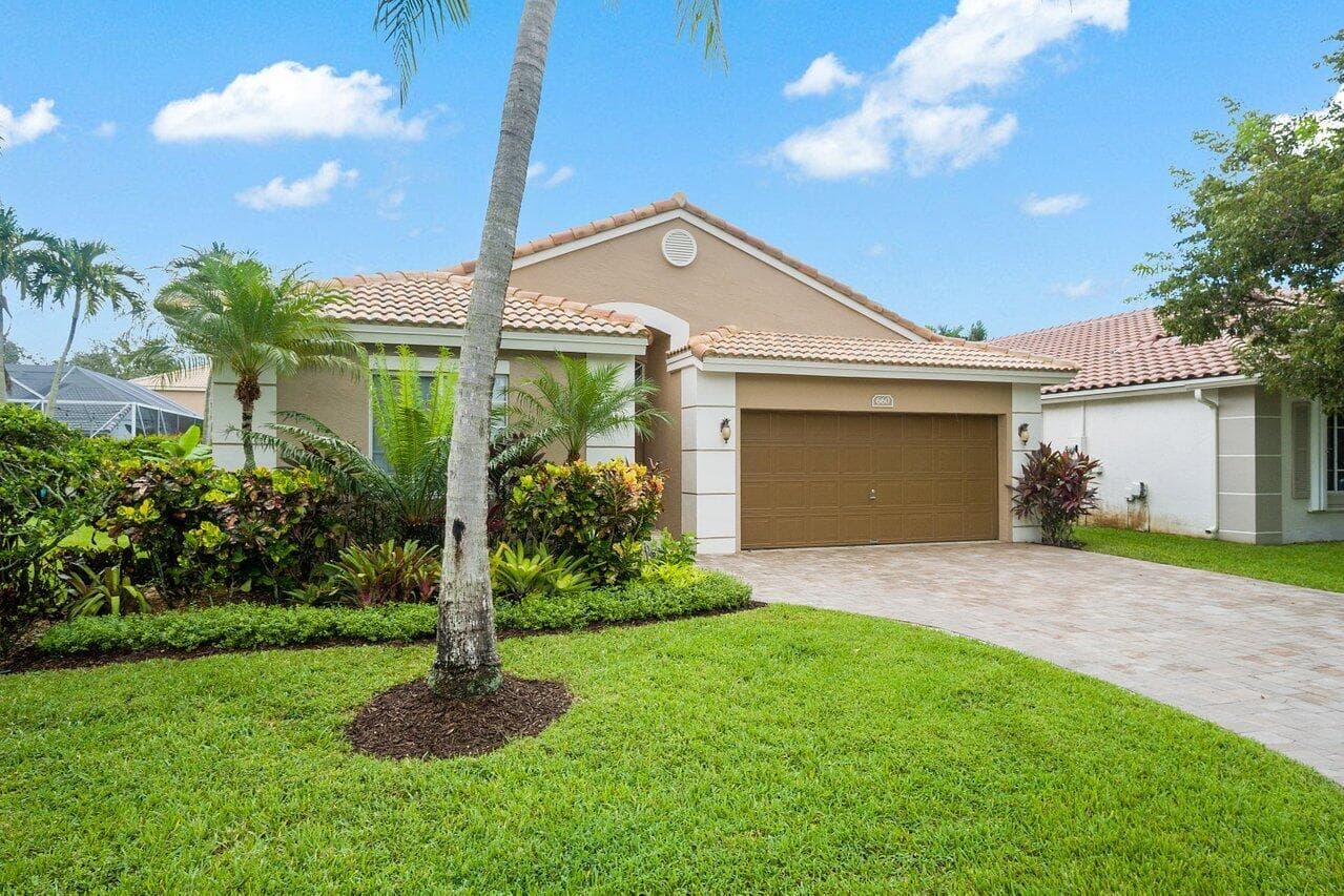 660 NW 45th Avenue, Deerfield Beach, FL 33442 — photo 3 of 55