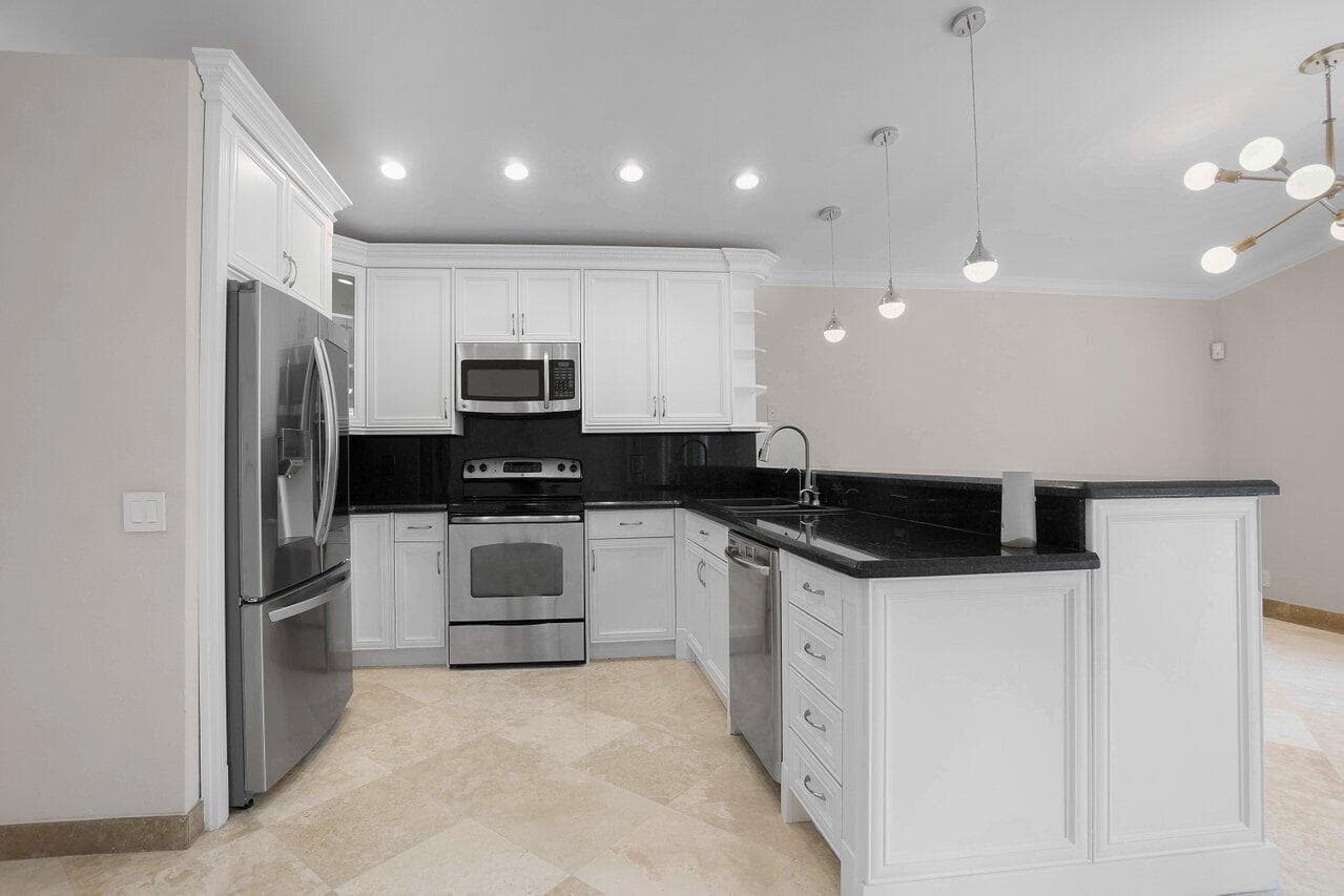 660 NW 45th Avenue, Deerfield Beach, FL 33442 — photo 16 of 55