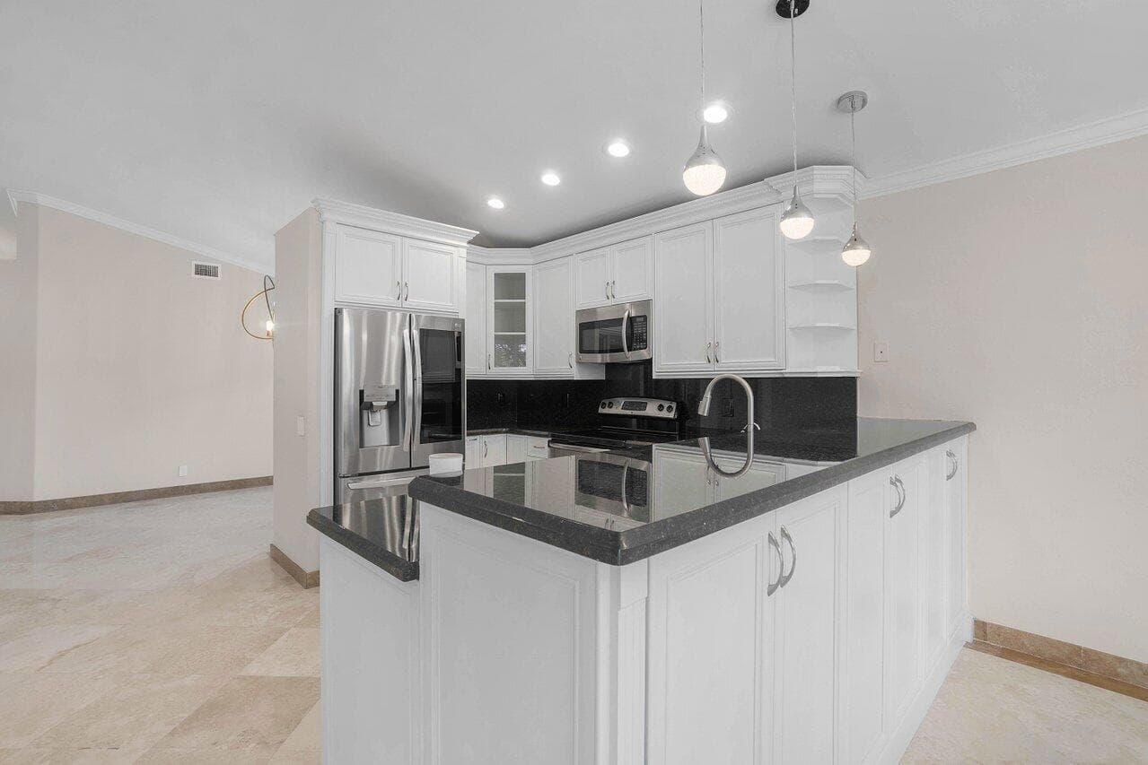 660 NW 45th Avenue, Deerfield Beach, FL 33442 — photo 20 of 55