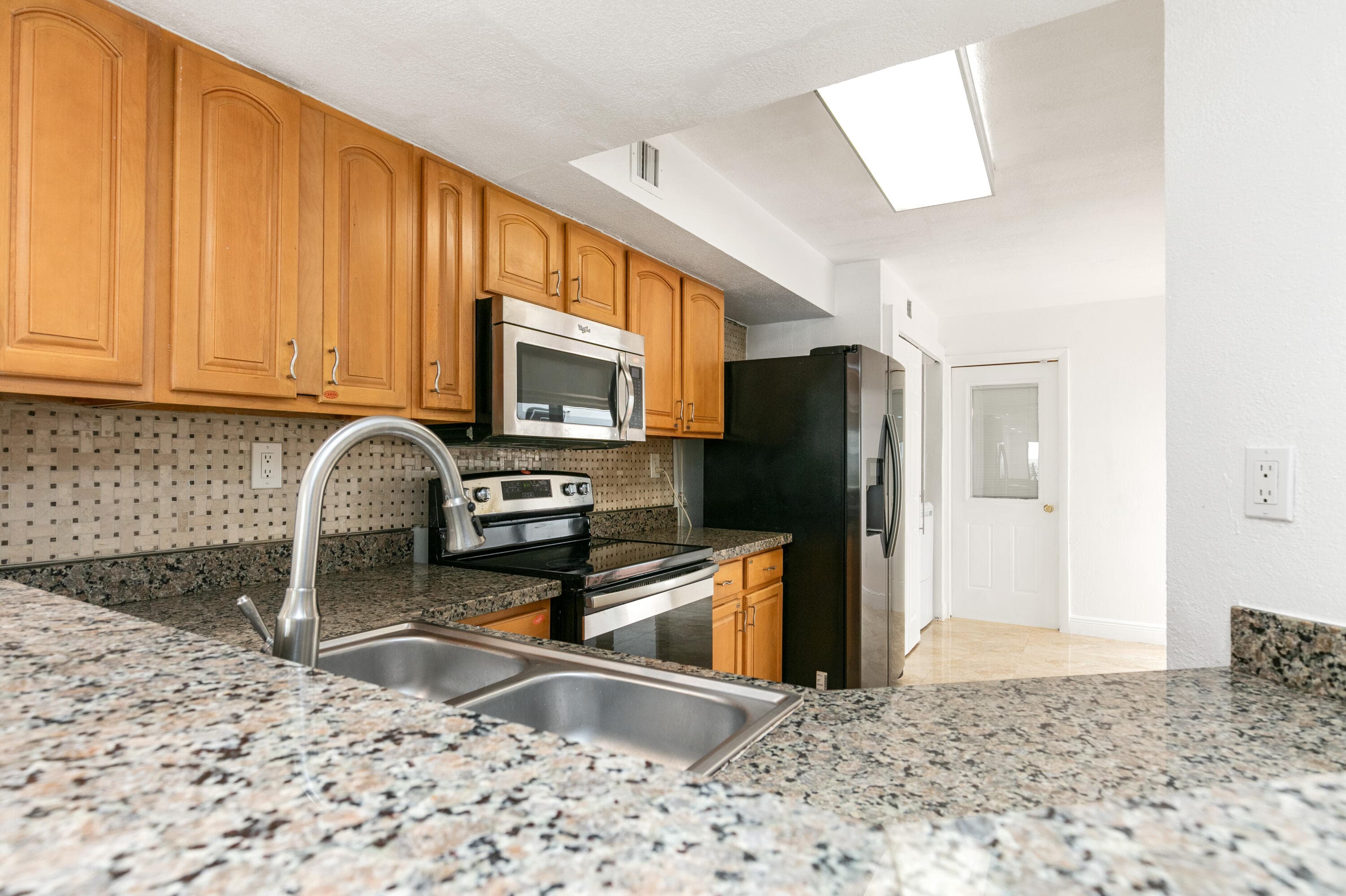 3530 Magellan Circle 613, Aventura, FL 33180 — photo 9 of 41