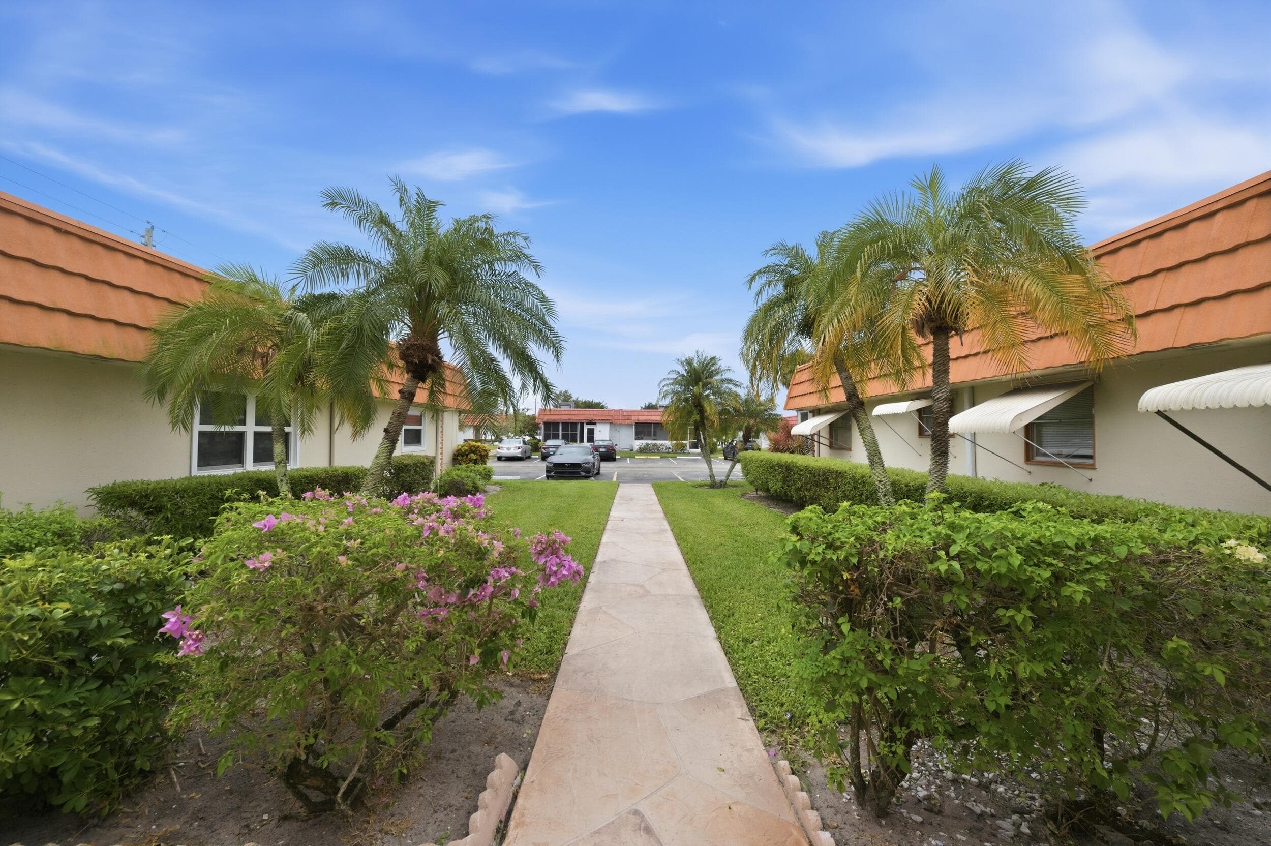 28 Seville 'b', Delray Beach, FL 33446 — photo 5 of 51
