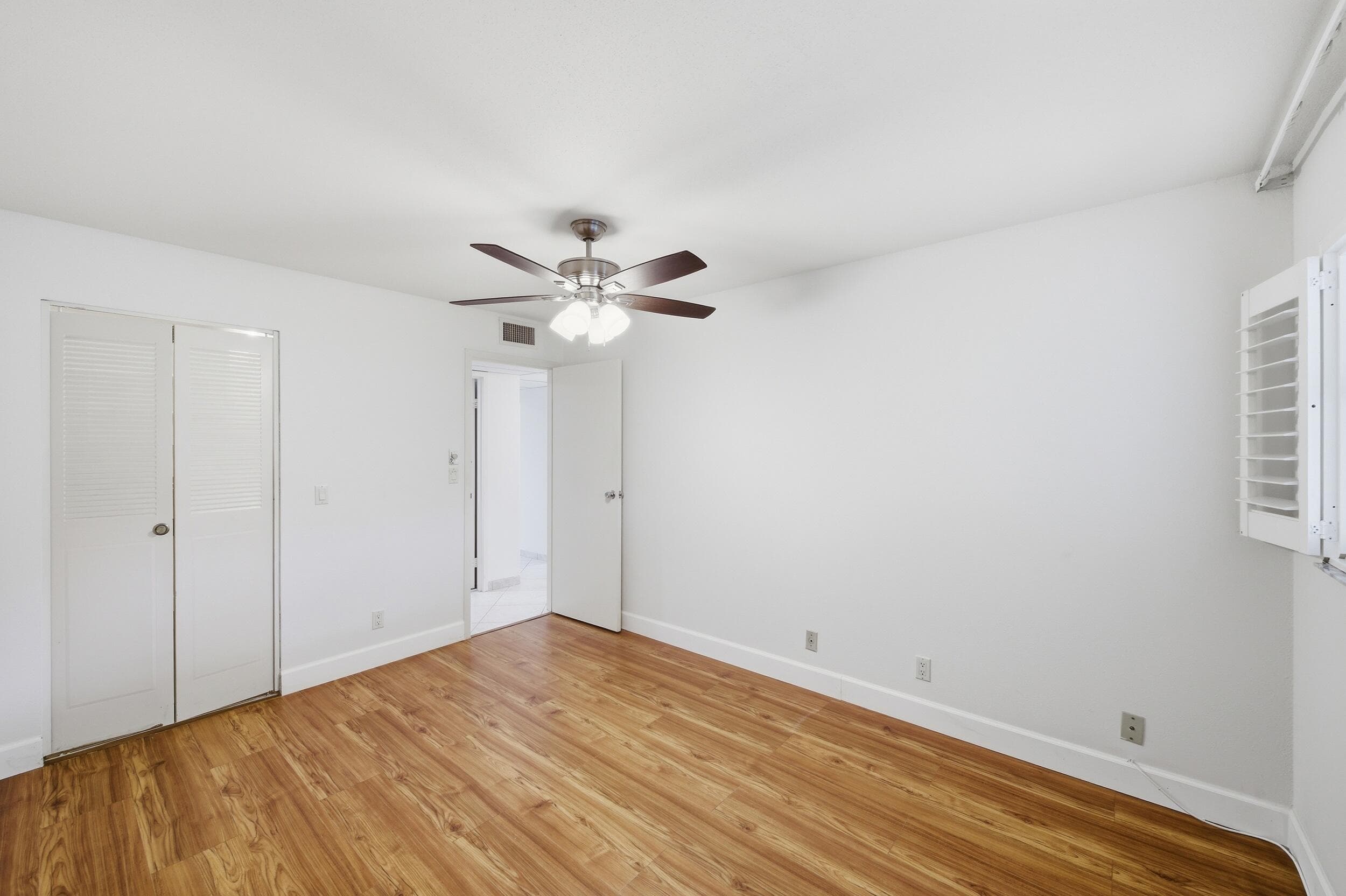 28 Seville 'b', Delray Beach, FL 33446 — photo 27 of 51